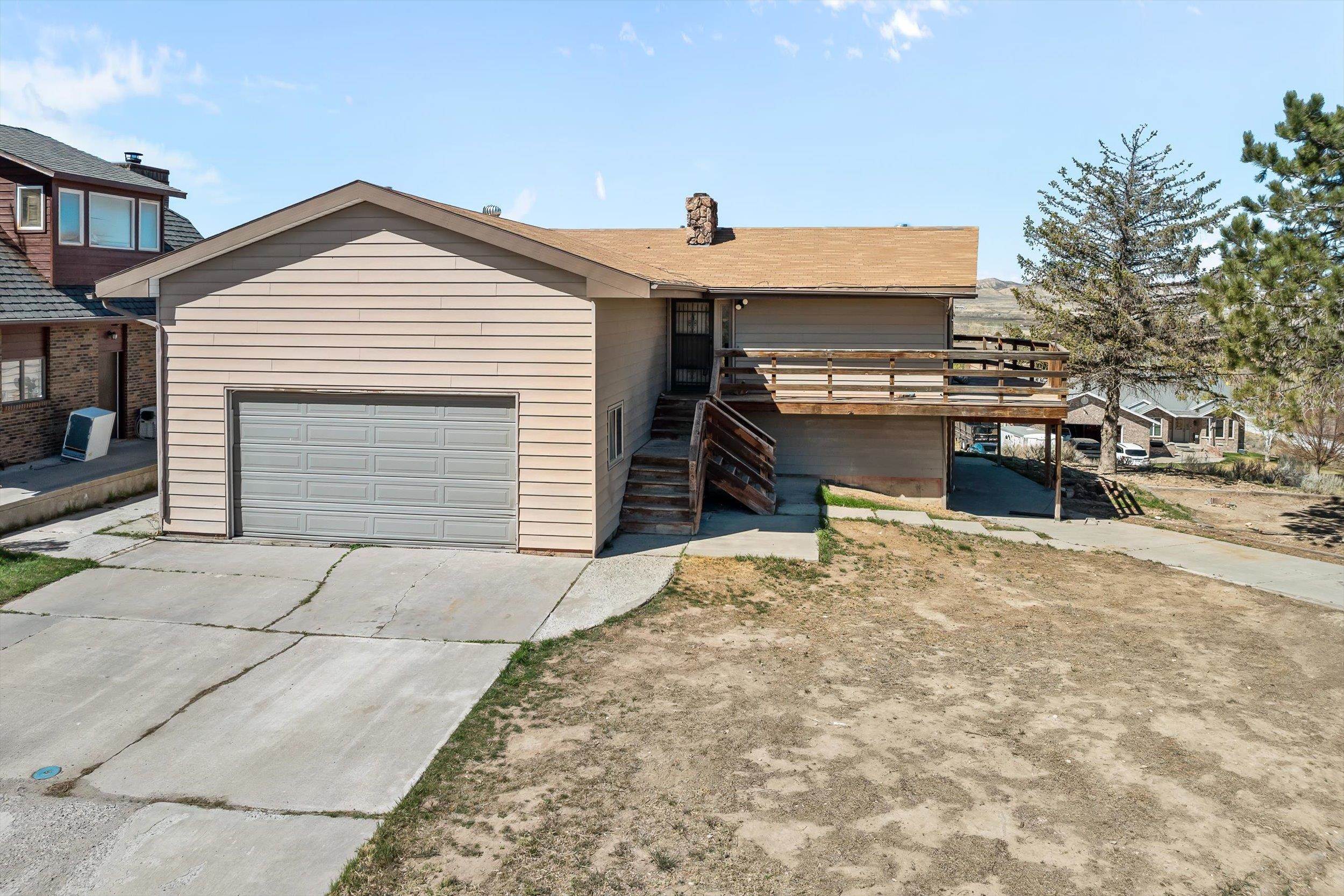 805 Pinyon Court Property Photo 33