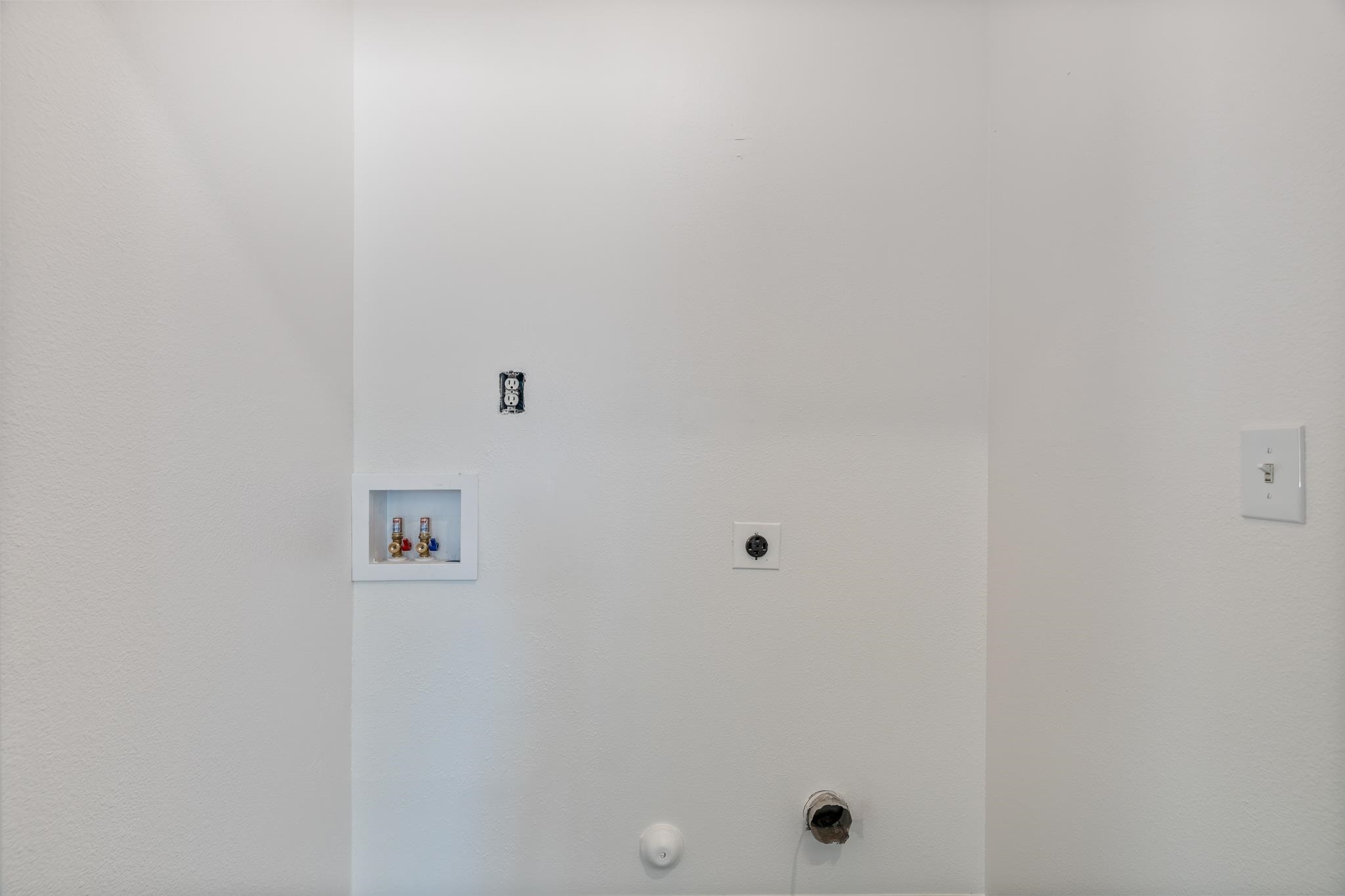 475 Fox Run Property Photo 12