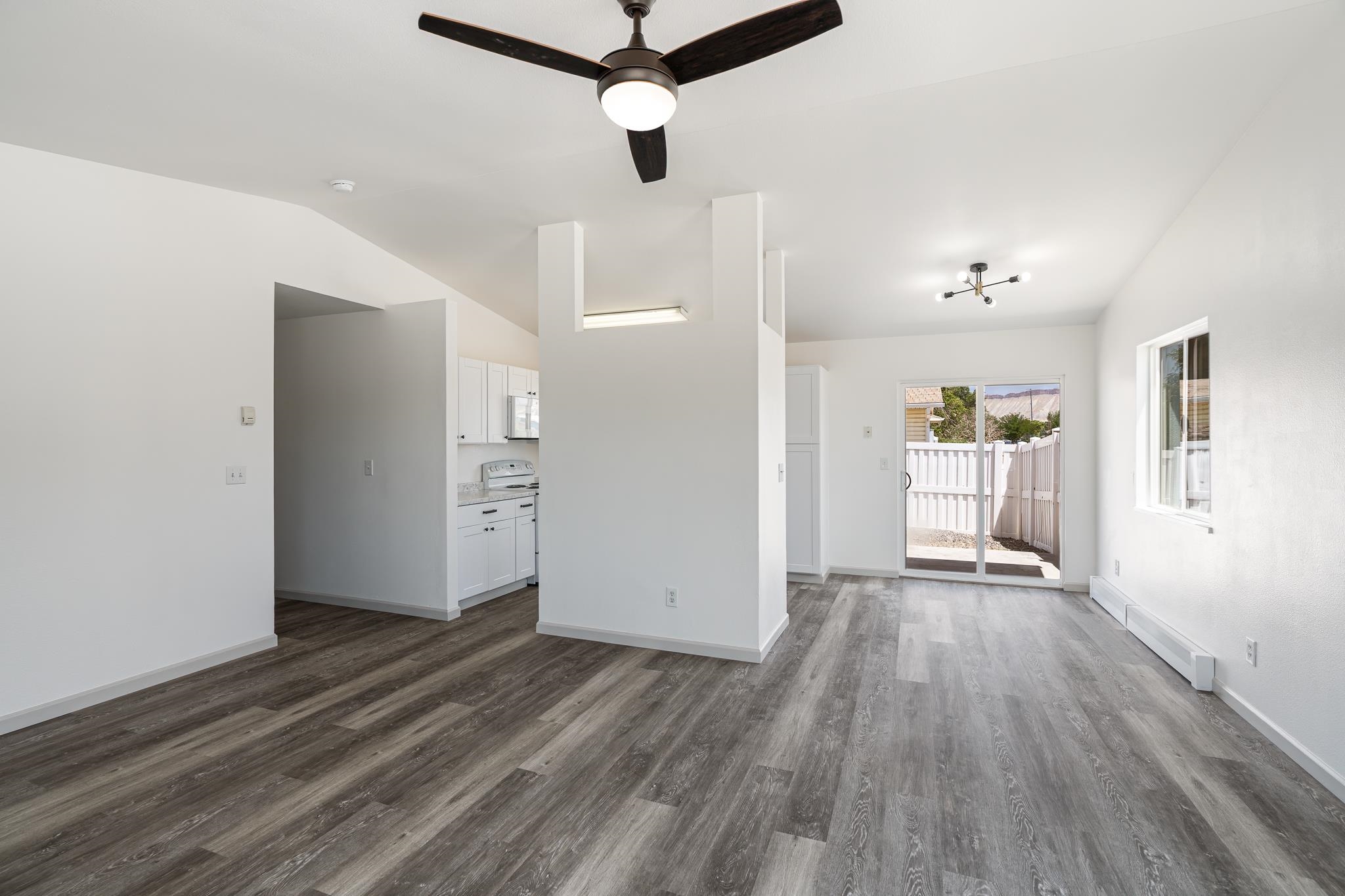 475 Fox Run Property Photo 18