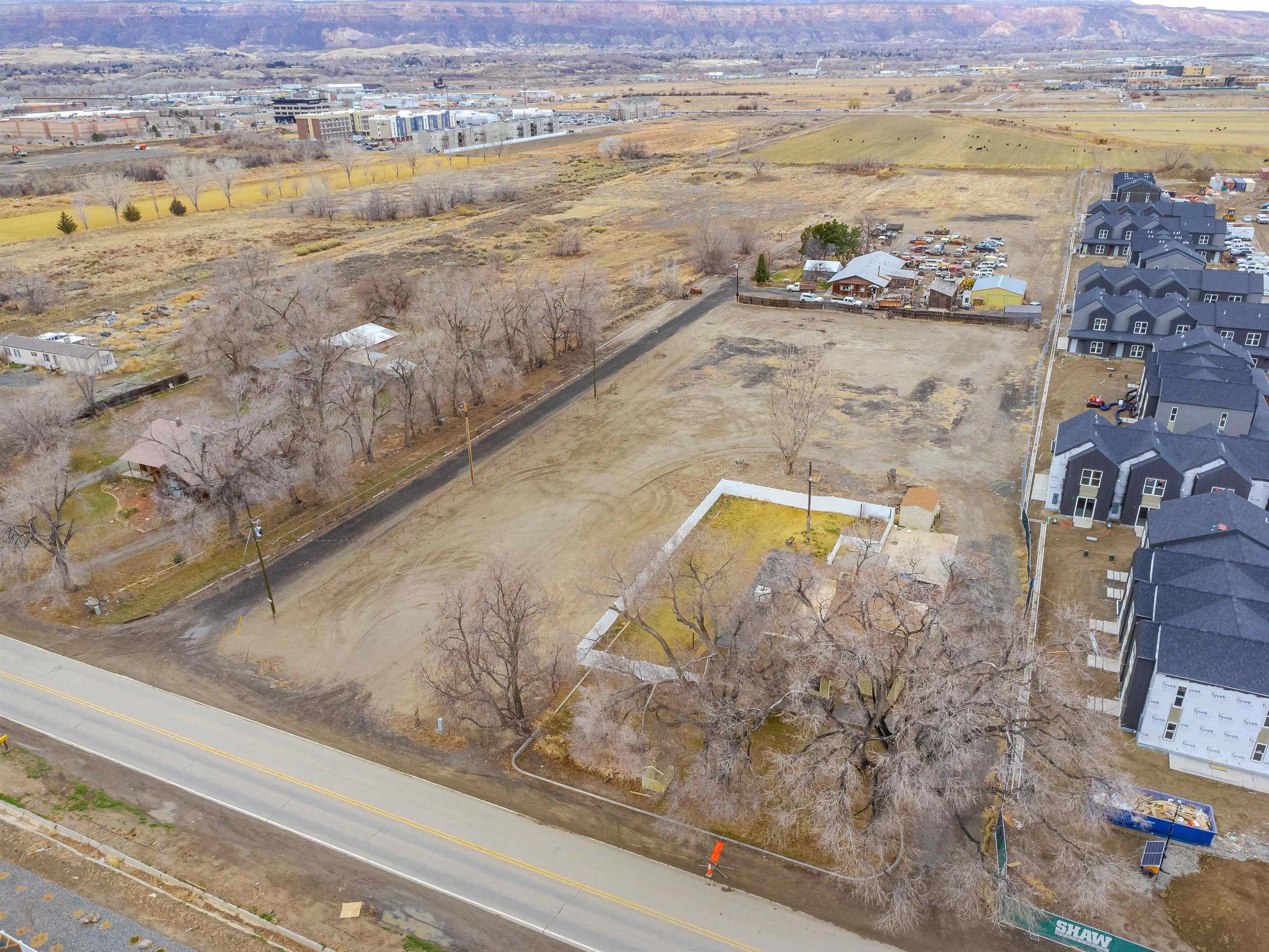 679 24 1/2 Road Property Photo 6