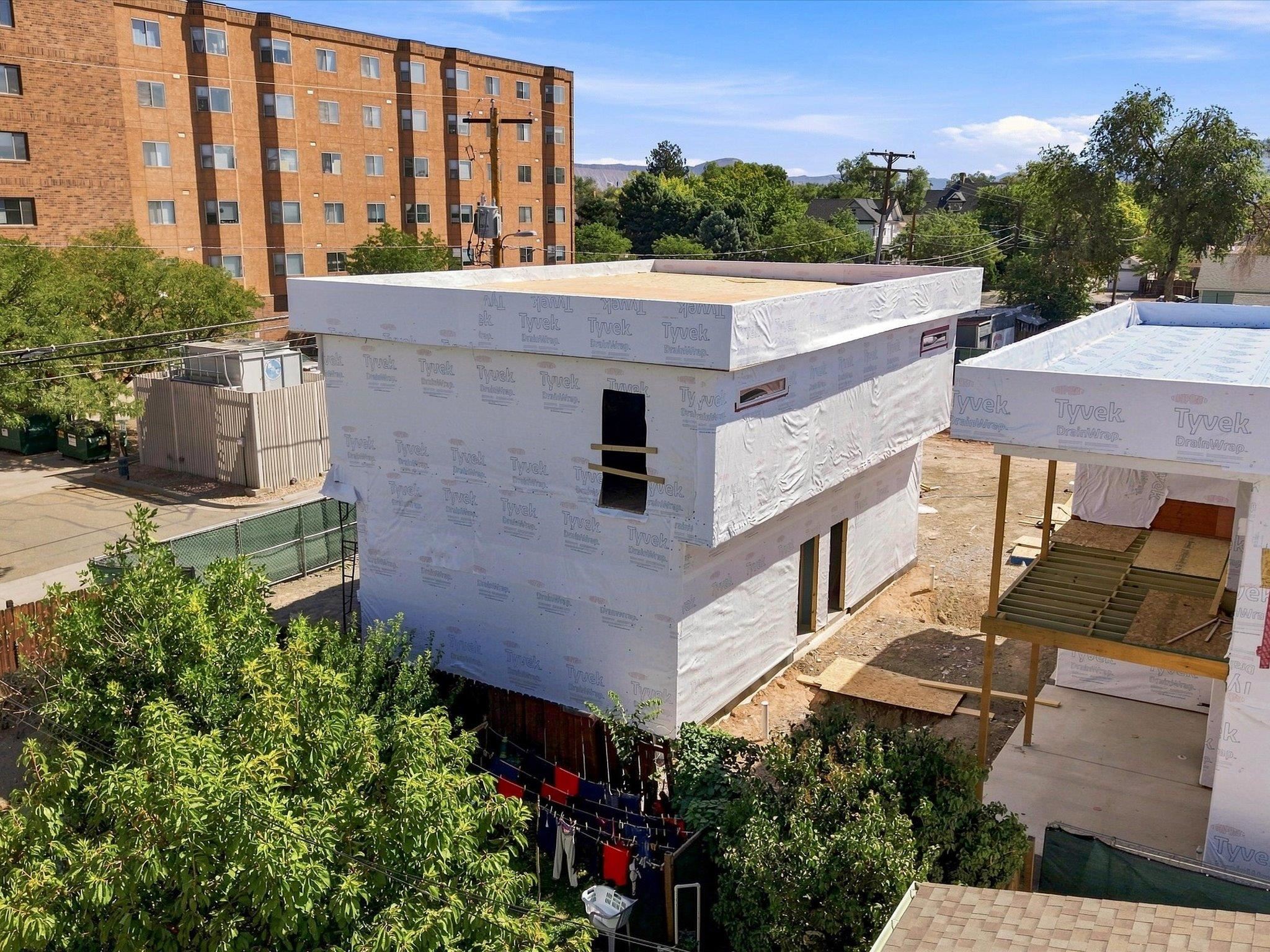 818 Colorado Avenue Property Photo 3