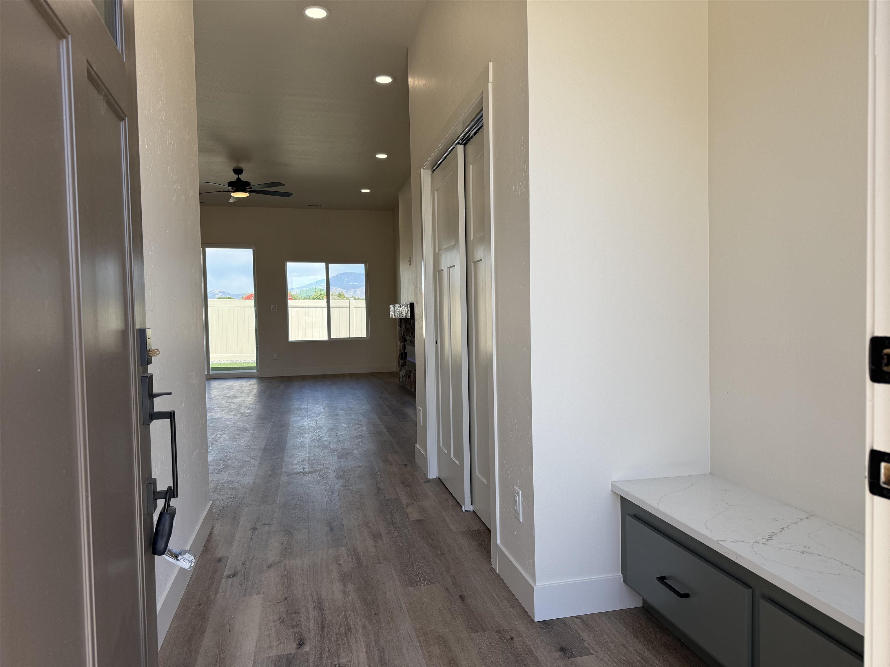 670 Sunset Valley Street Property Photo 2