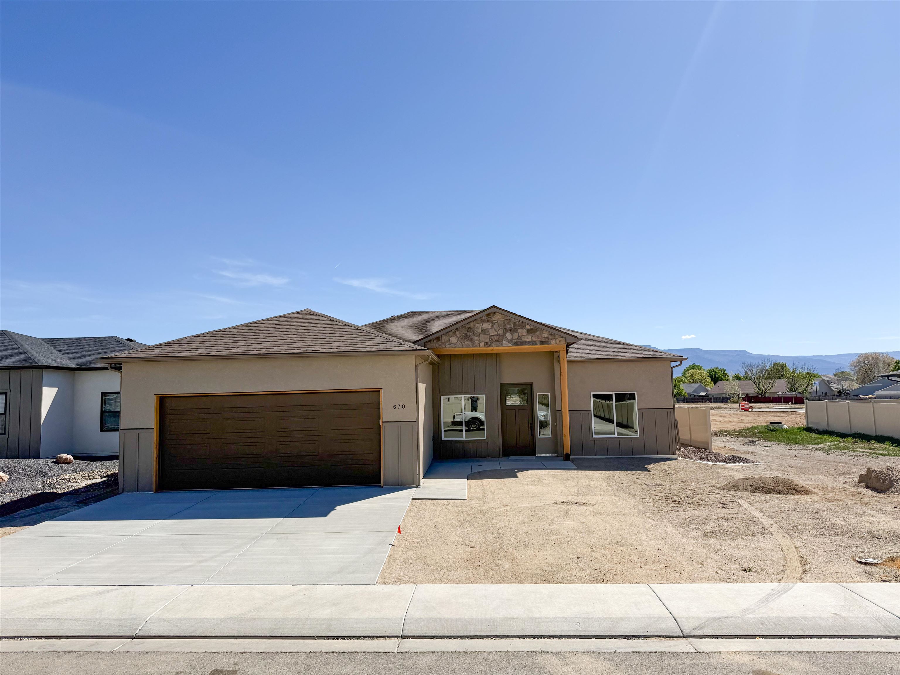 670 Sunset Valley Street Property Photo 33