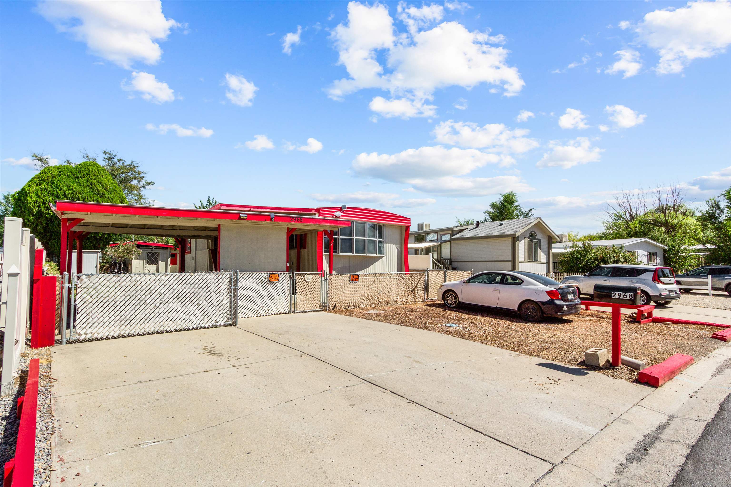 2968 Parkway Drive Property Photo 1