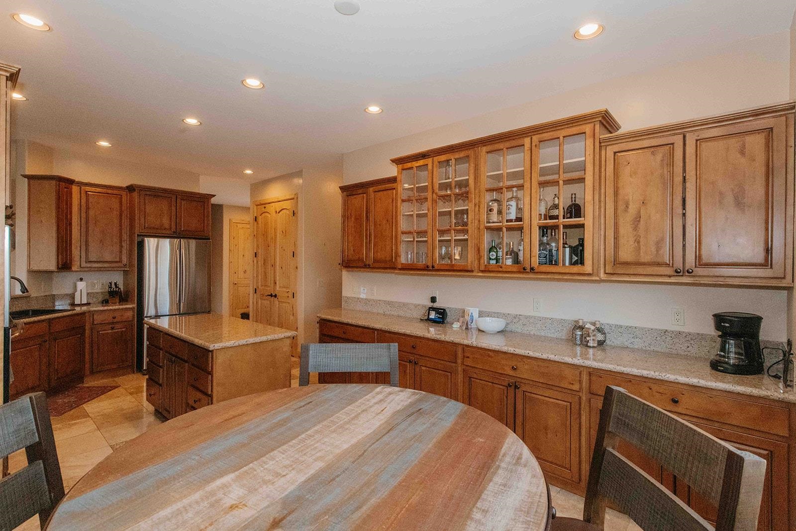 2125 Fellows Drive Property Photo 10