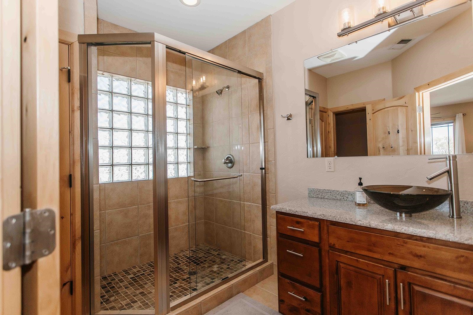 2125 Fellows Drive Property Photo 18