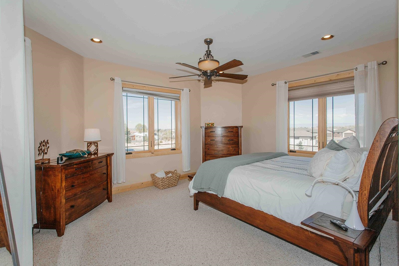 2125 Fellows Drive Property Photo 19