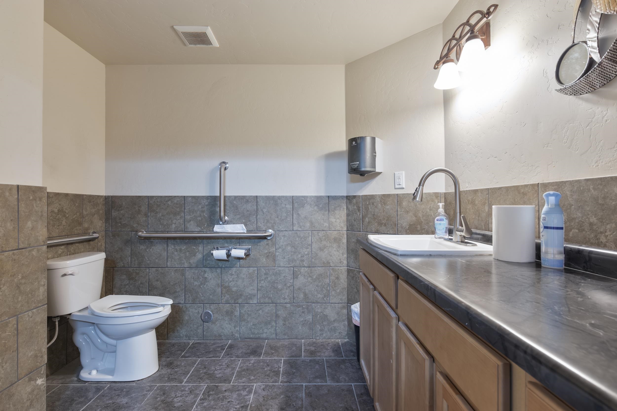 1111 S 7th Street Property Photo 20