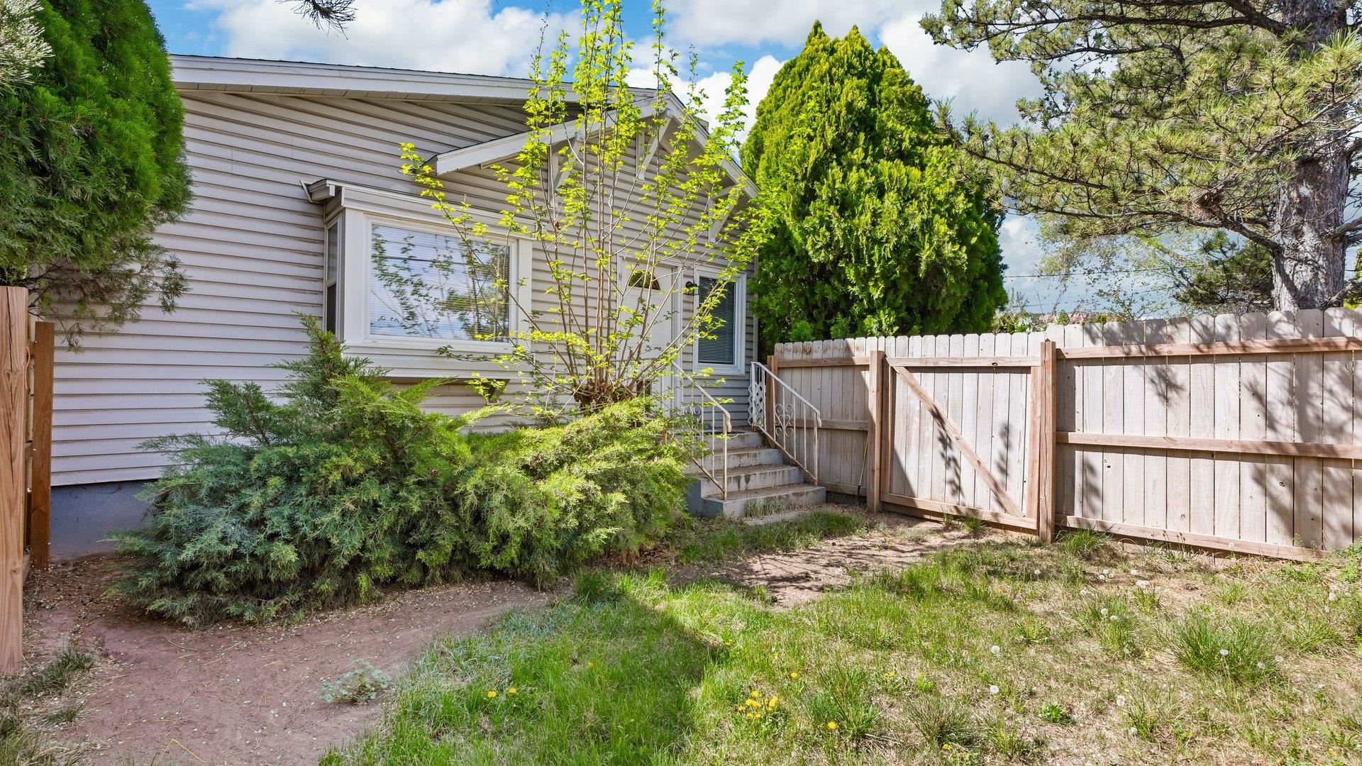 2101 Broadway Property Photo 5