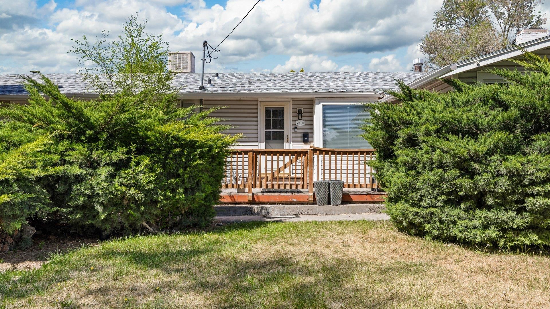 2101 Broadway Property Photo 6