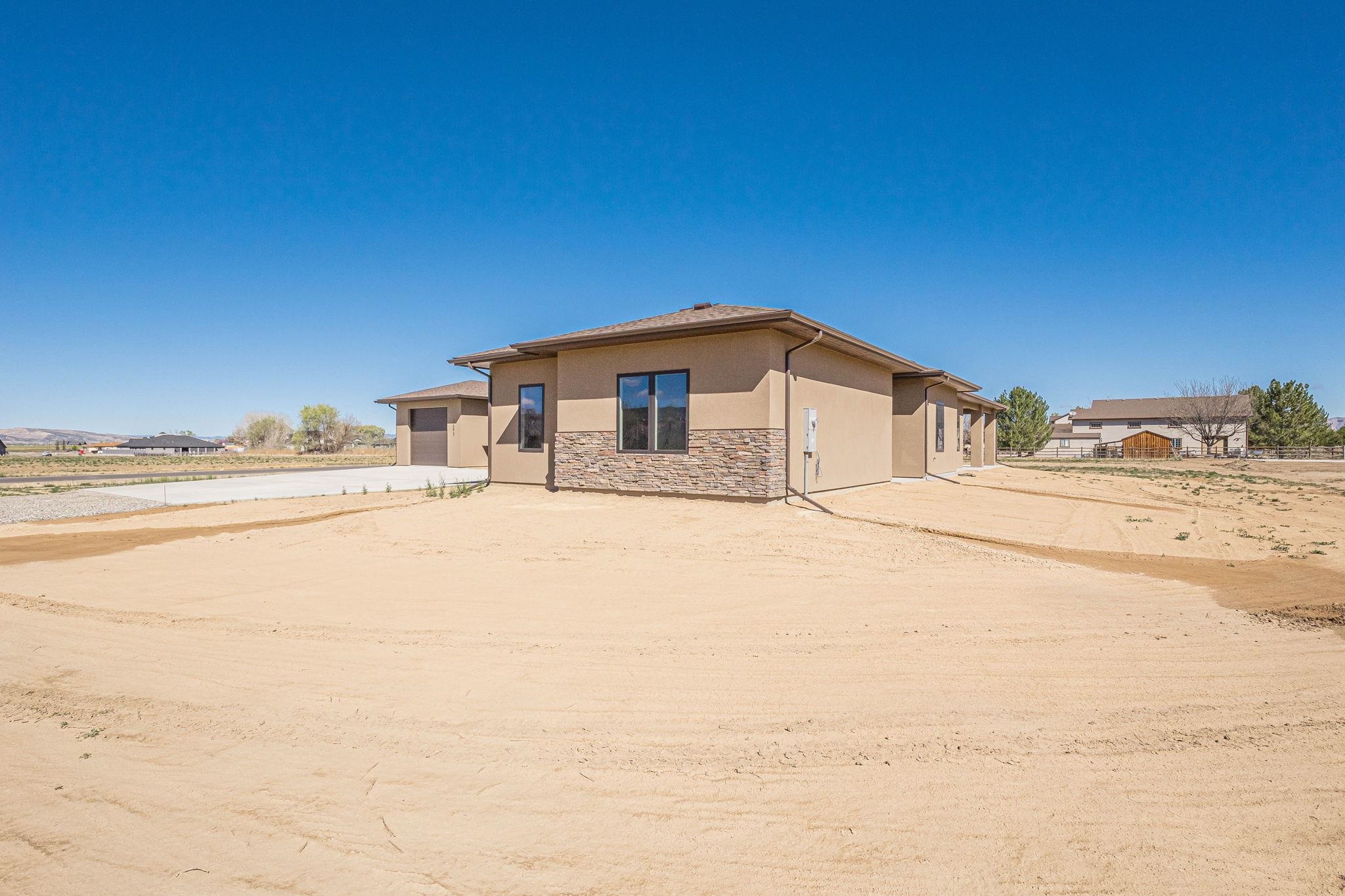 1692 Grand Harvest Court Property Photo 3