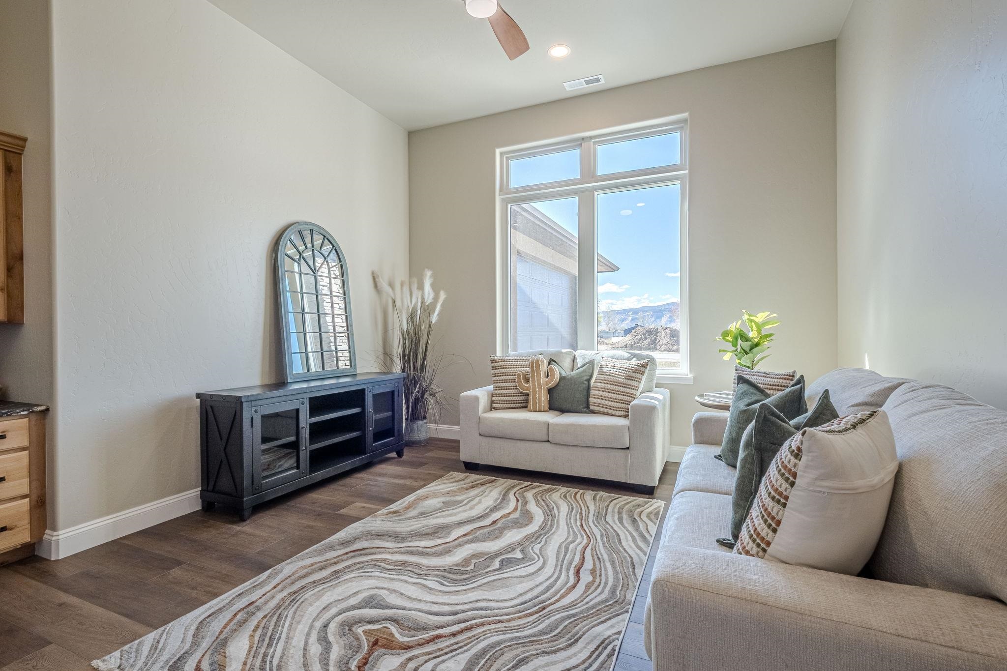 1692 Grand Harvest Court Property Photo 4