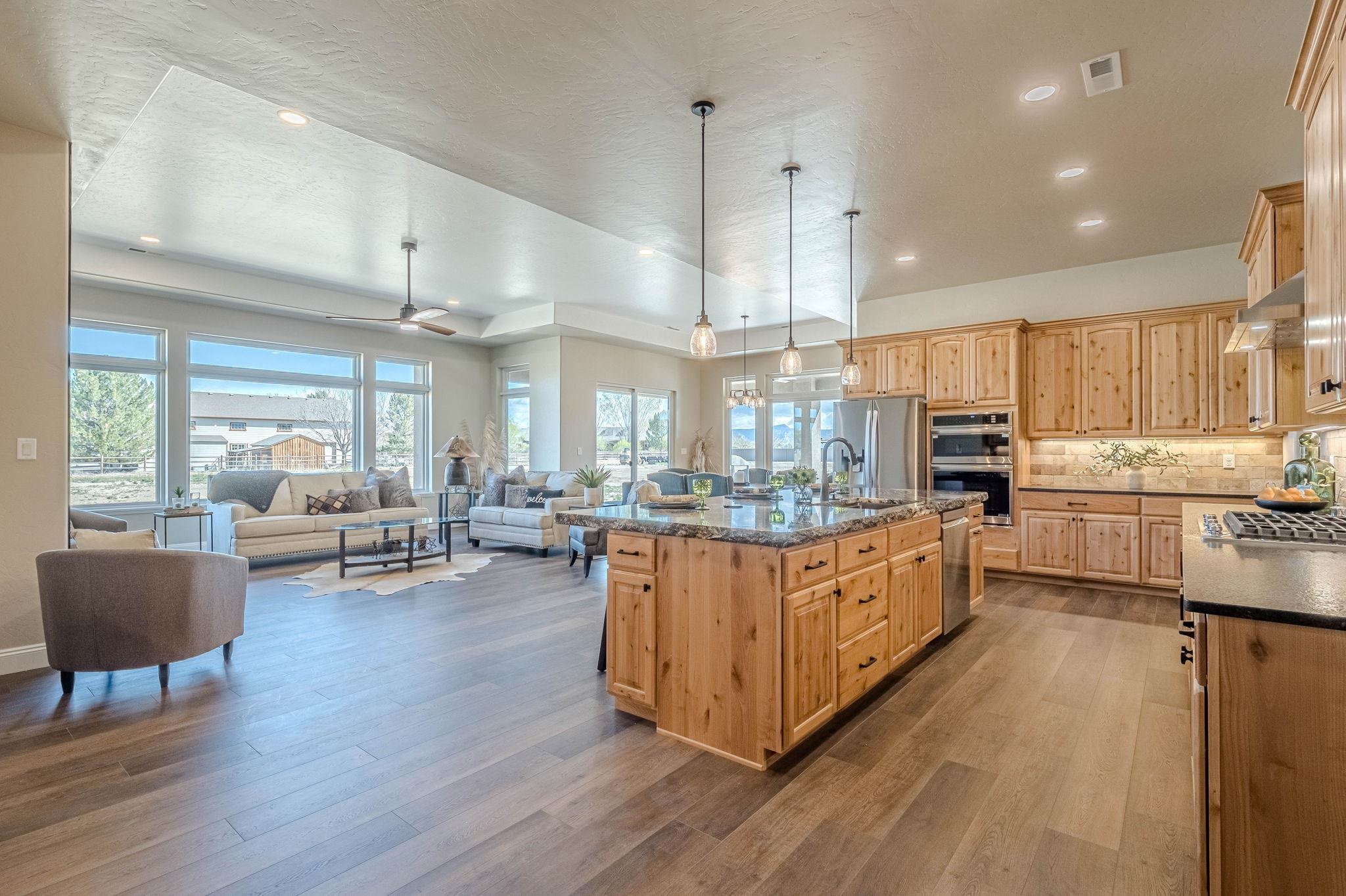 1692 Grand Harvest Court Property Photo 6