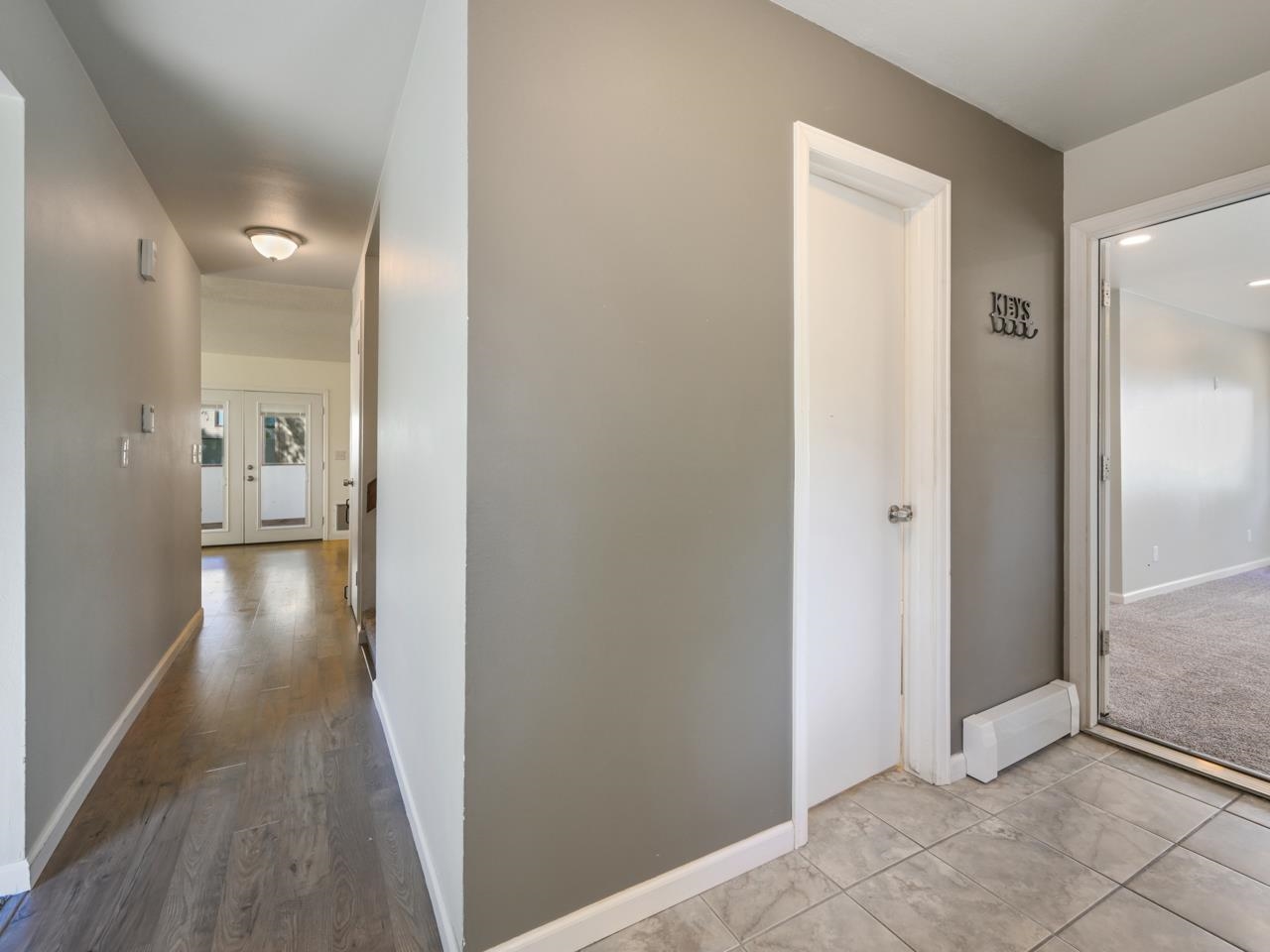 122 Davis Circle Property Photo 4