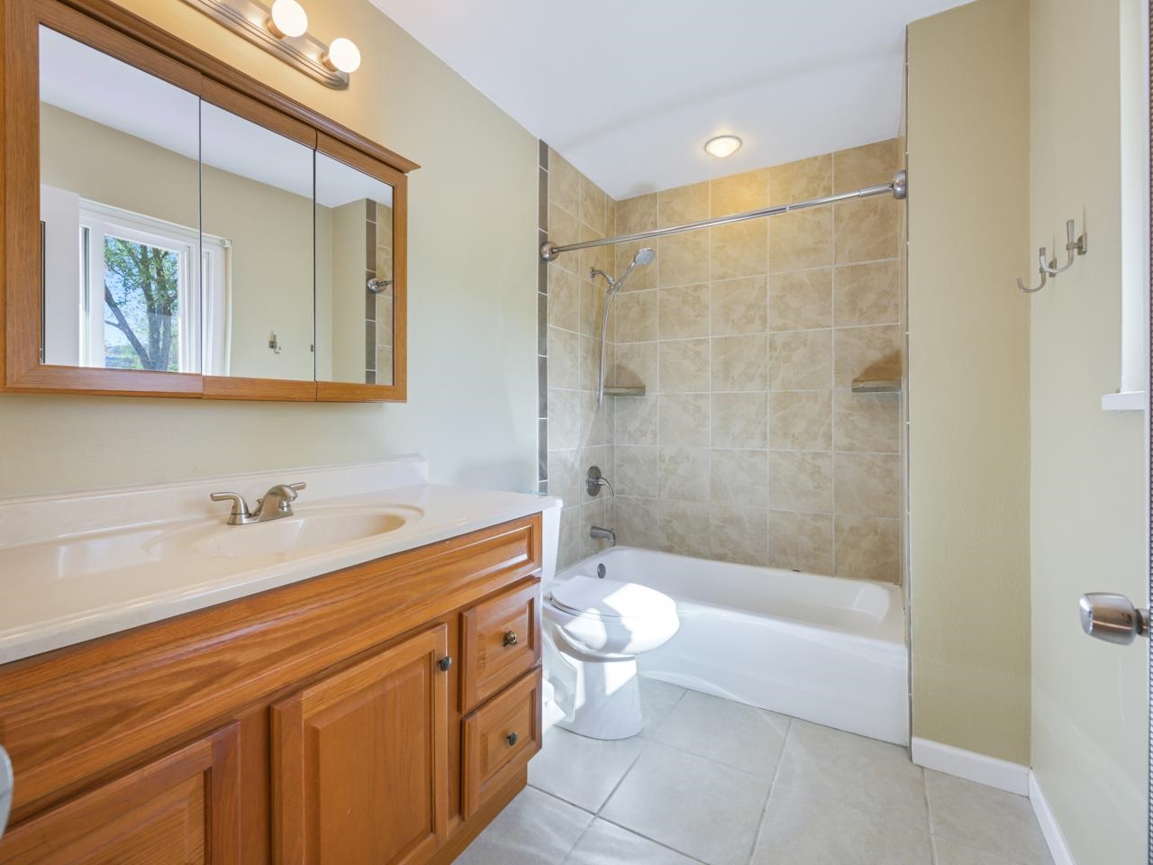122 Davis Circle Property Photo 26