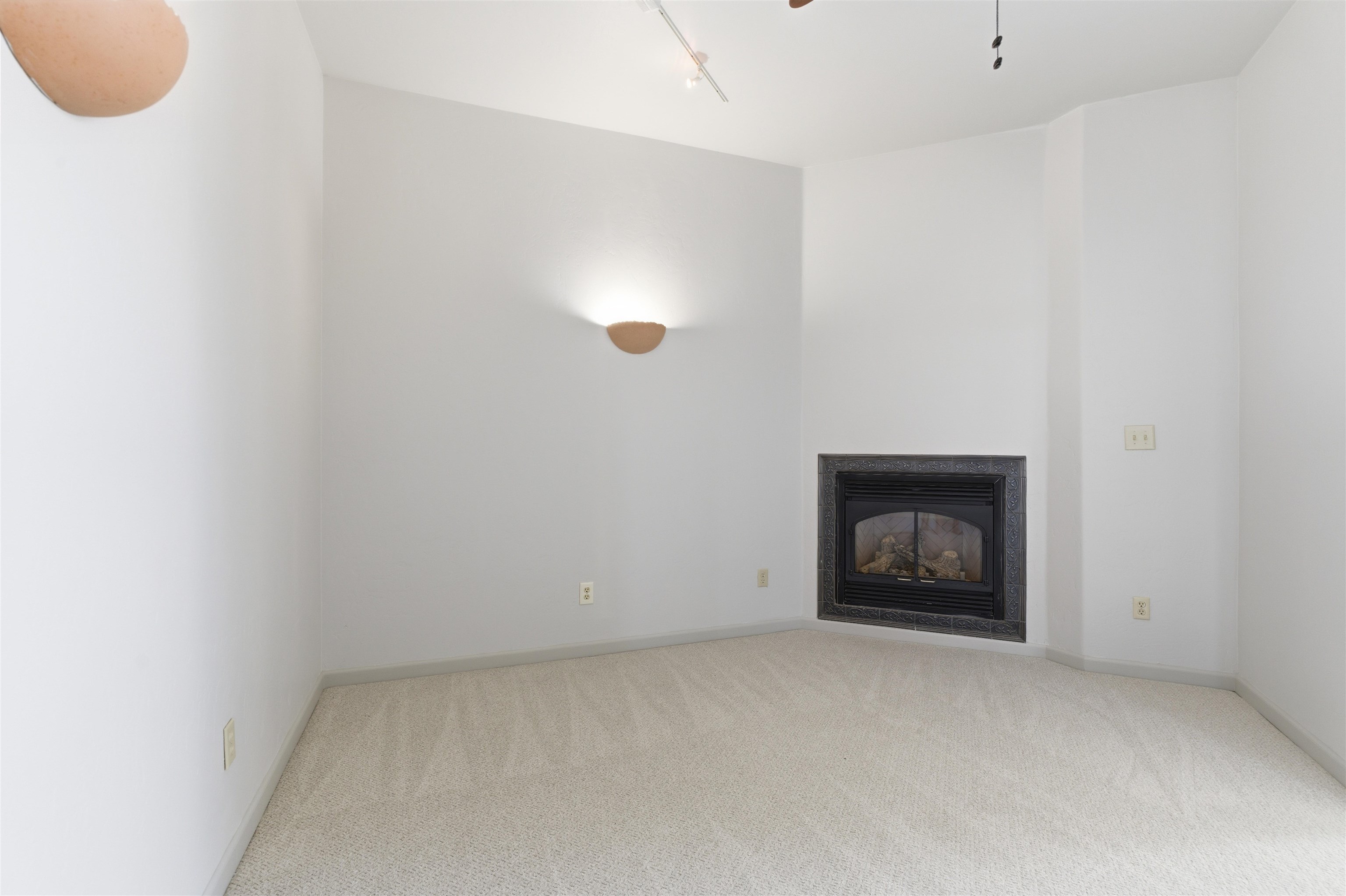 668 33 3/4 Road Property Photo 9