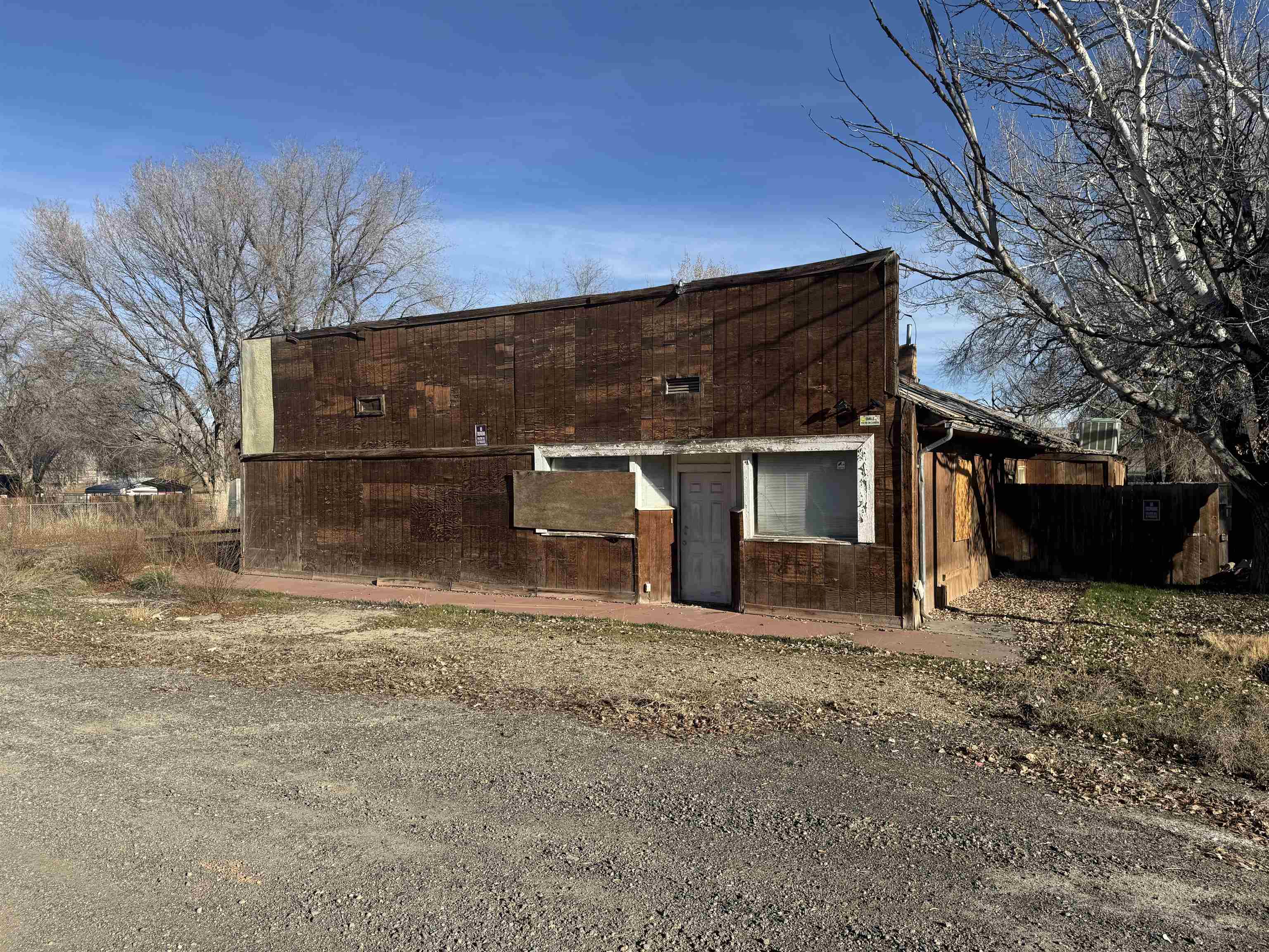 1018 1/4 Old Highway 6&50 Property Photo 1