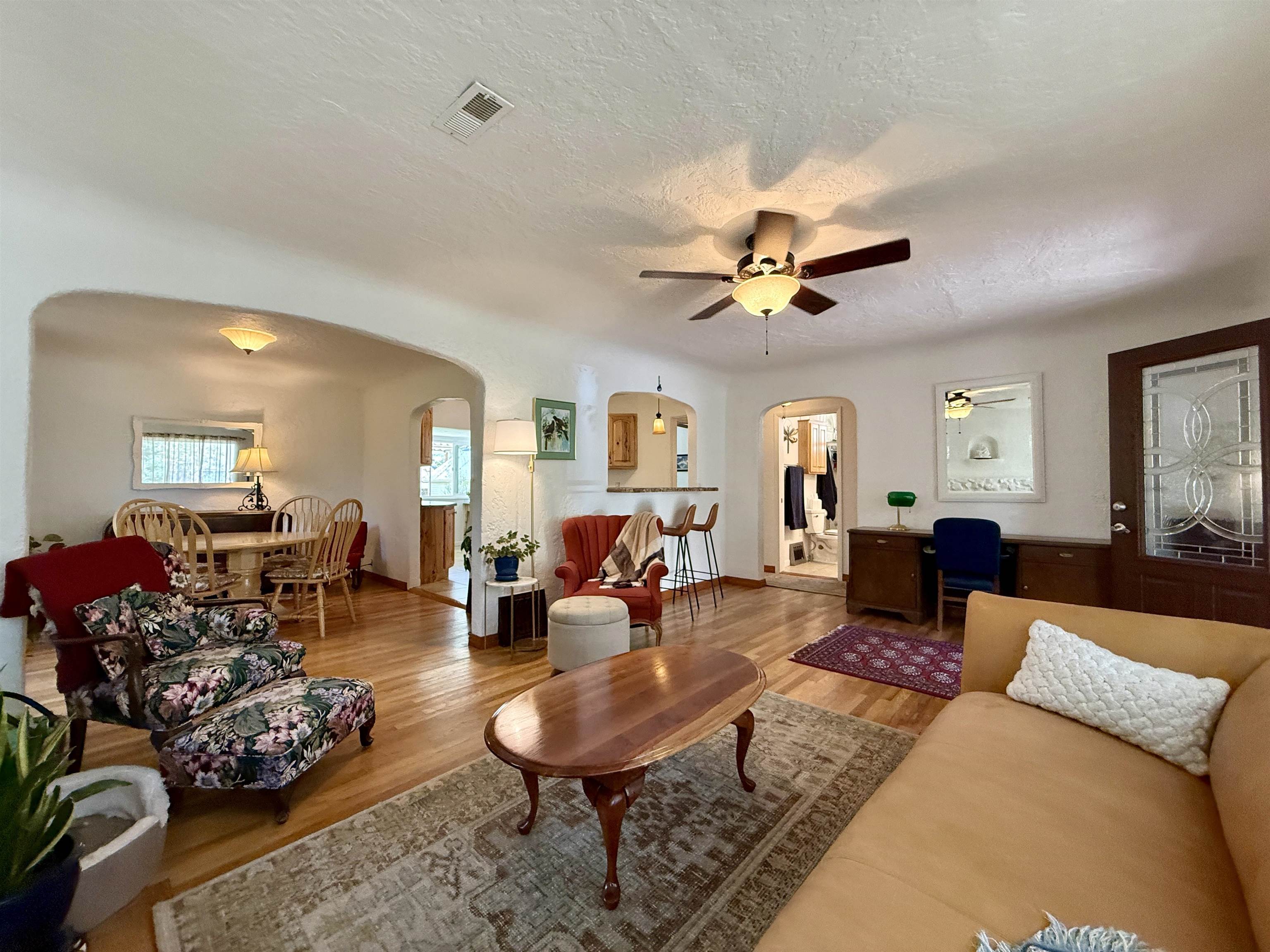 435 W 4th Street Property Photo 3
