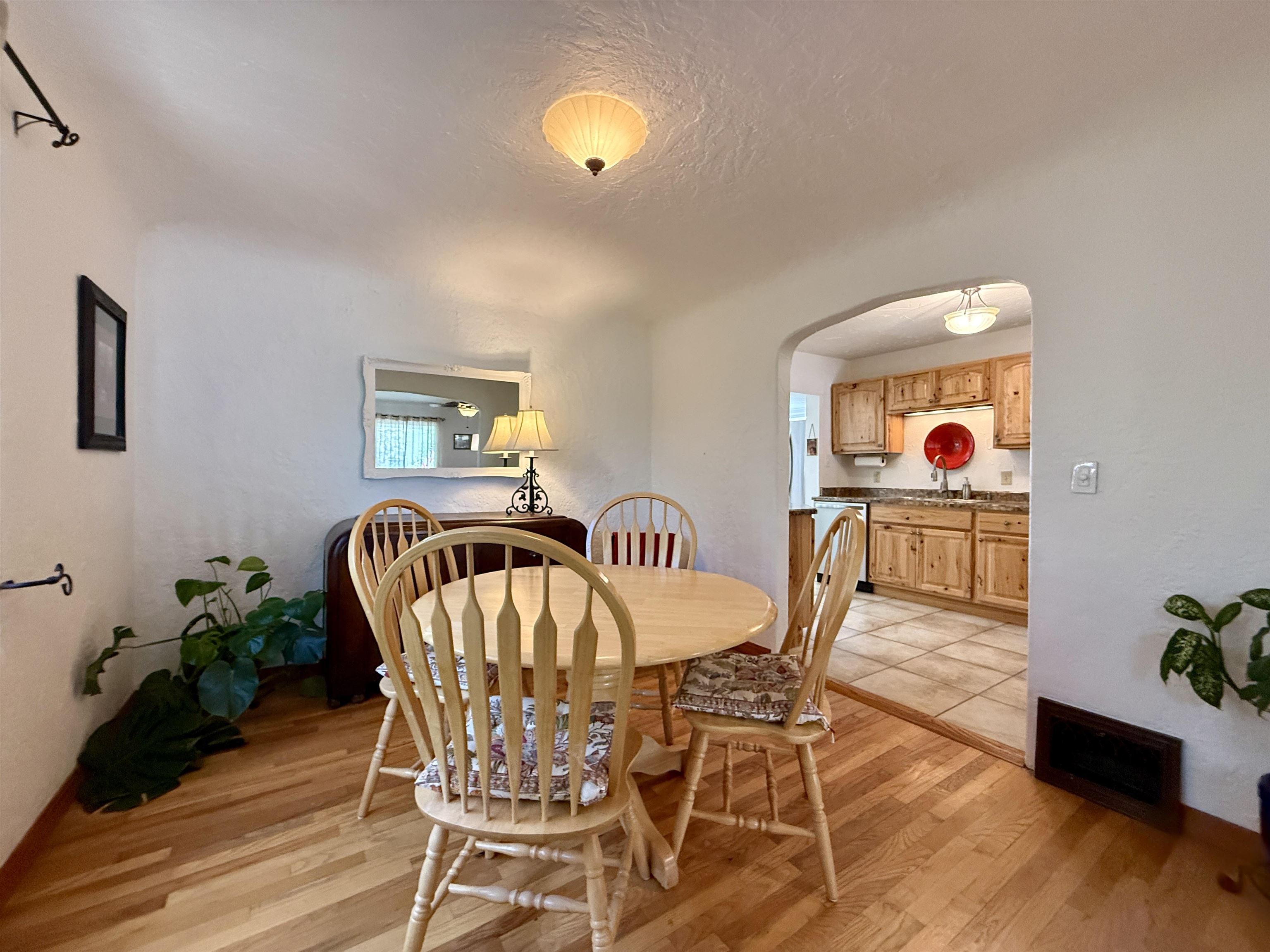 435 W 4th Street Property Photo 10