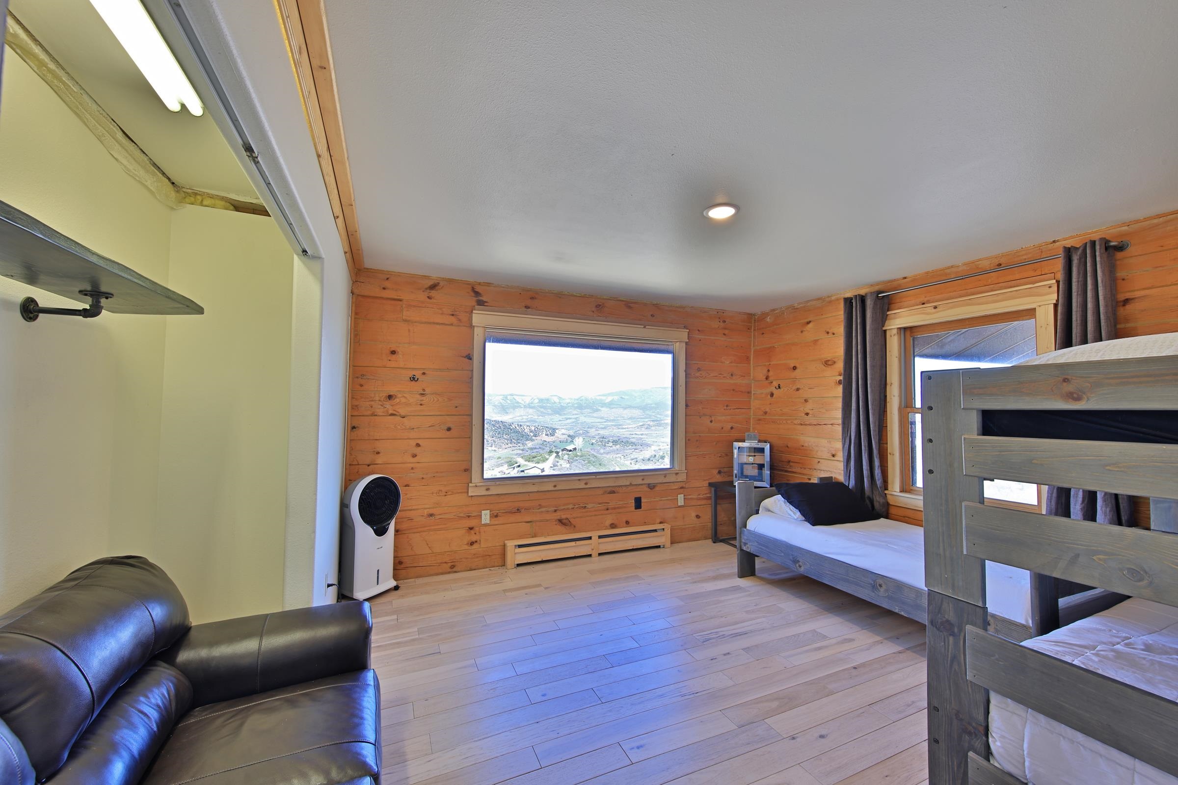 10822 60 3/4 Road Property Photo 16