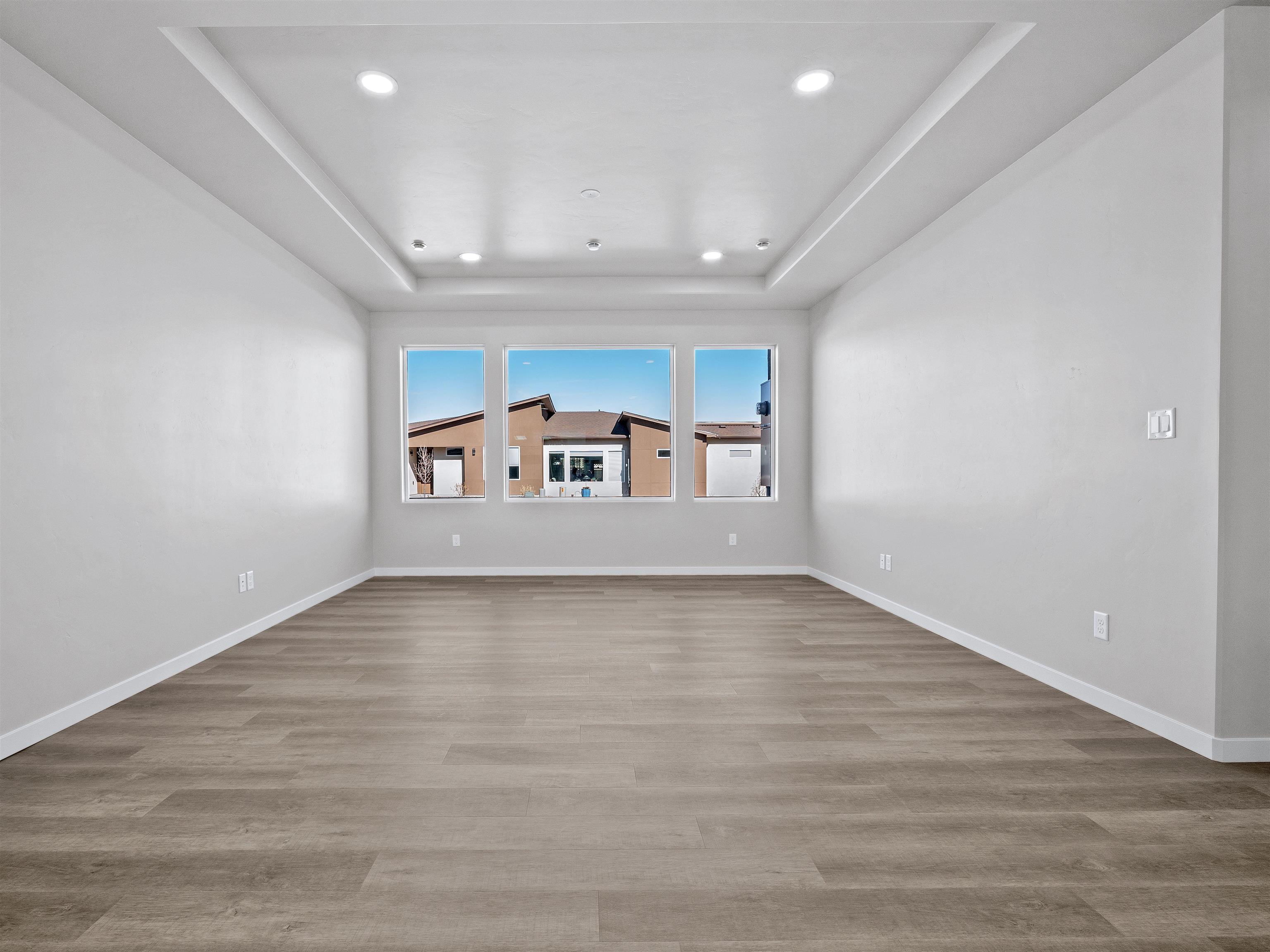 221 Shadow Mesa Street Property Photo 7