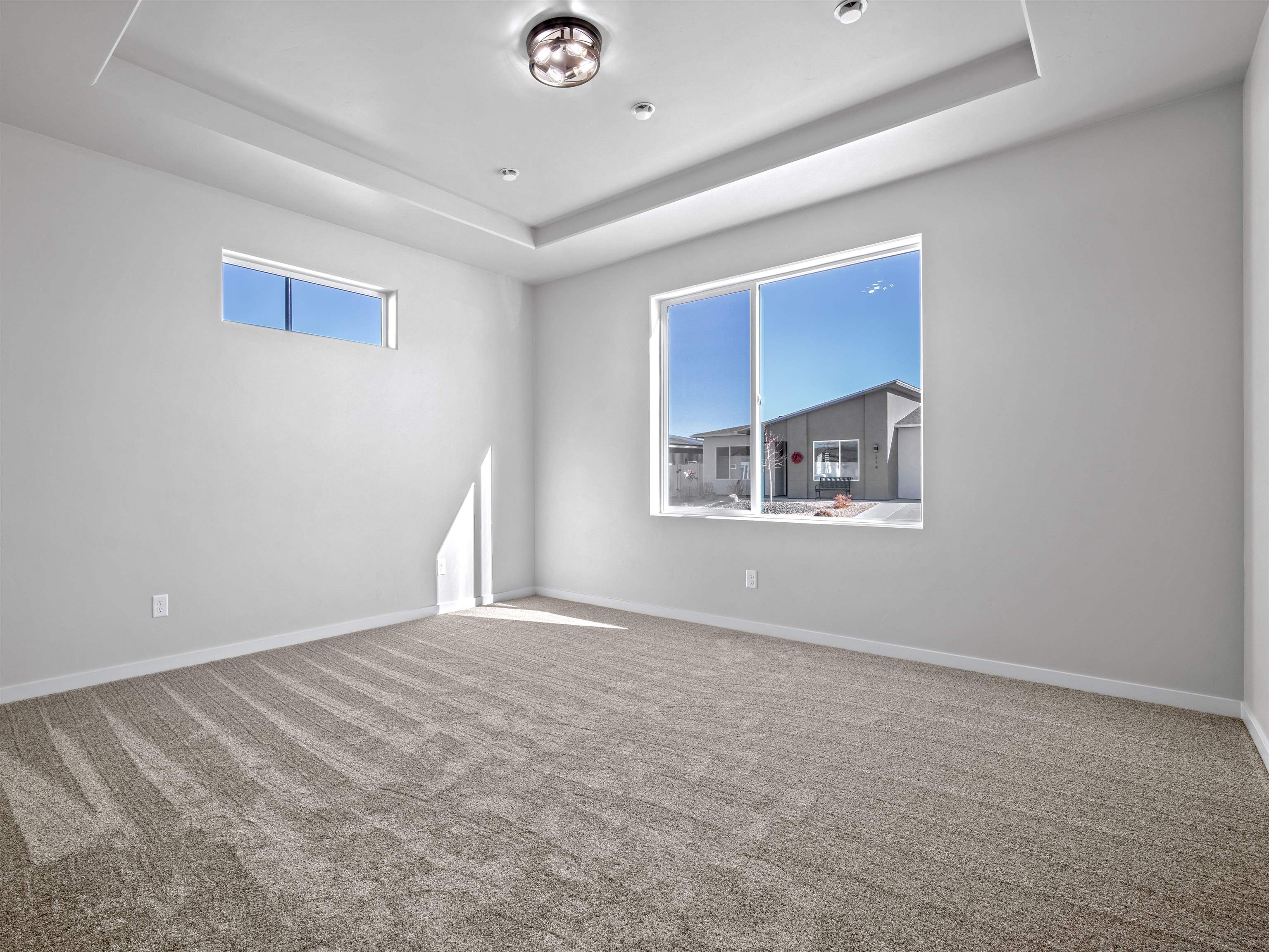 221 Shadow Mesa Street Property Photo 8