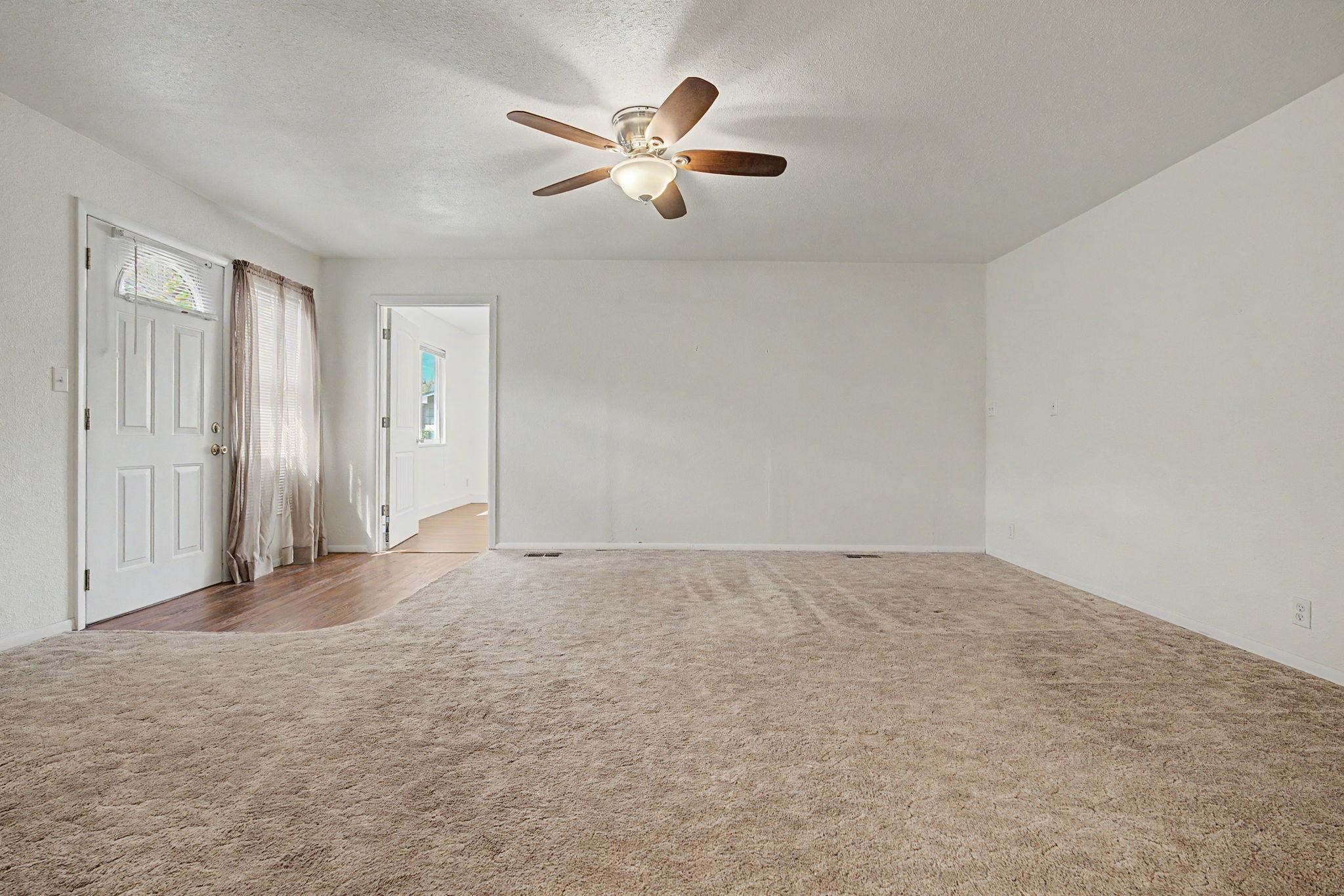 1809 Juniper Street Property Photo 17