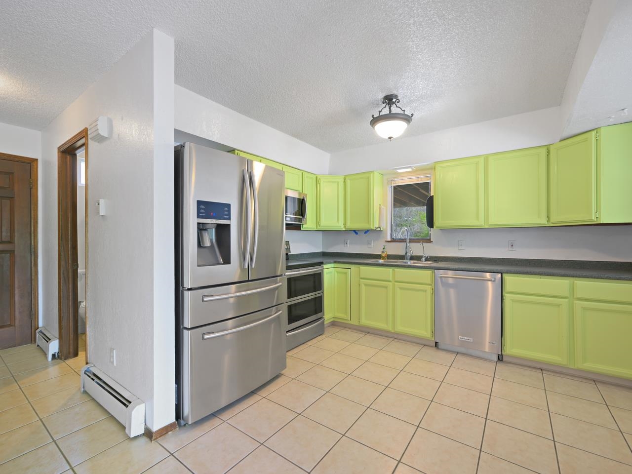 2422 1/2 Hidden Valley Drive Property Photo 6