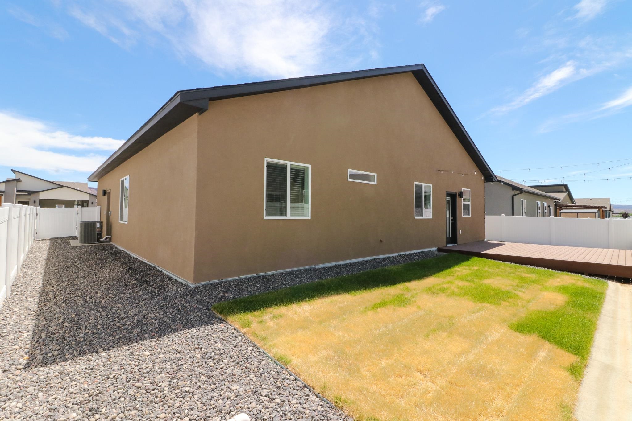 1723 Rusty Rivet Road Property Photo 6