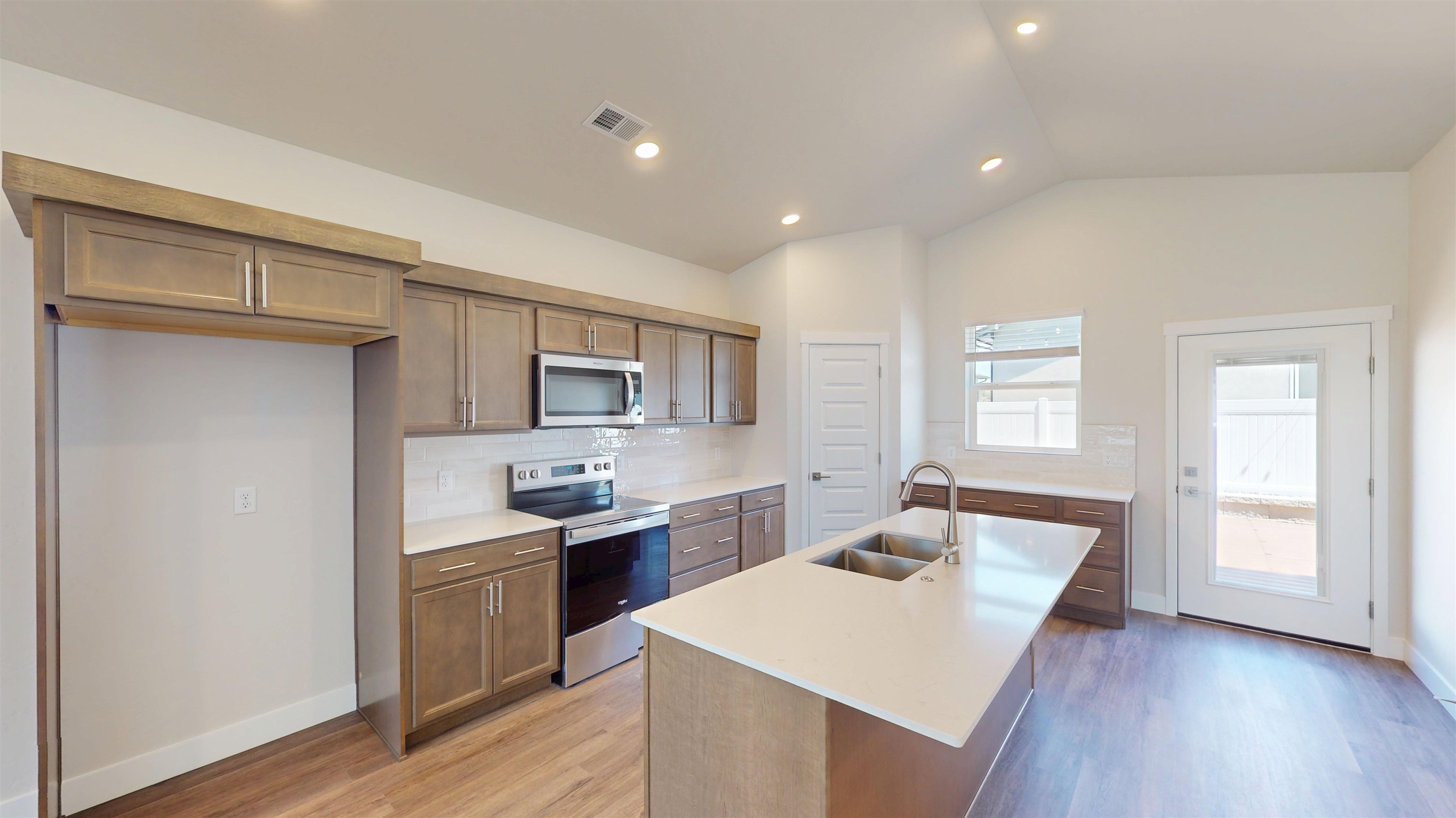 1723 Rusty Rivet Road Property Photo 13