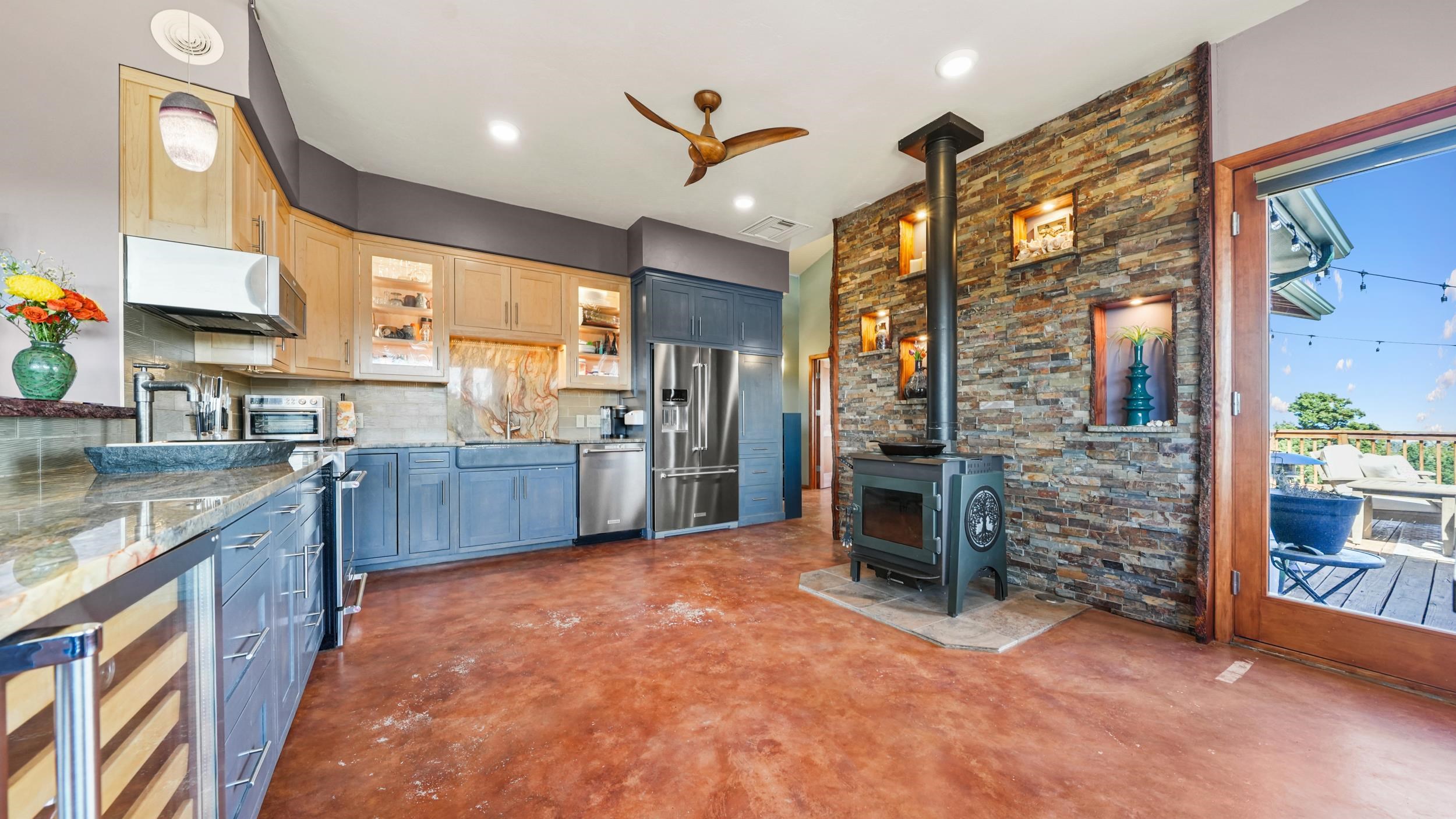 330 Canyon Ridge Drive Property Photo 10
