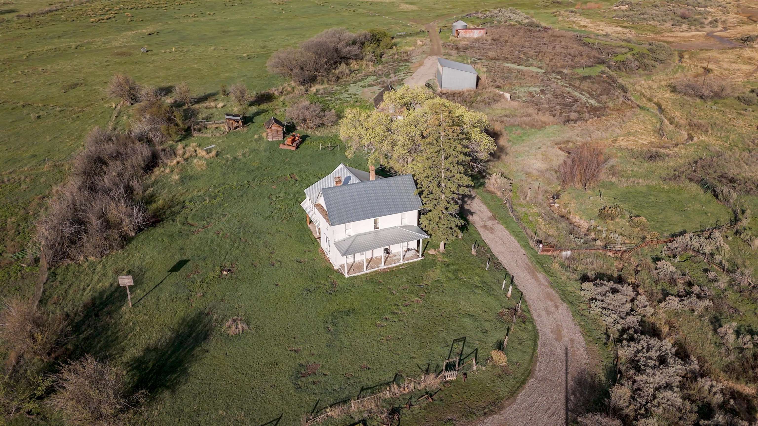 11799 Highway 13 Property Photo 5