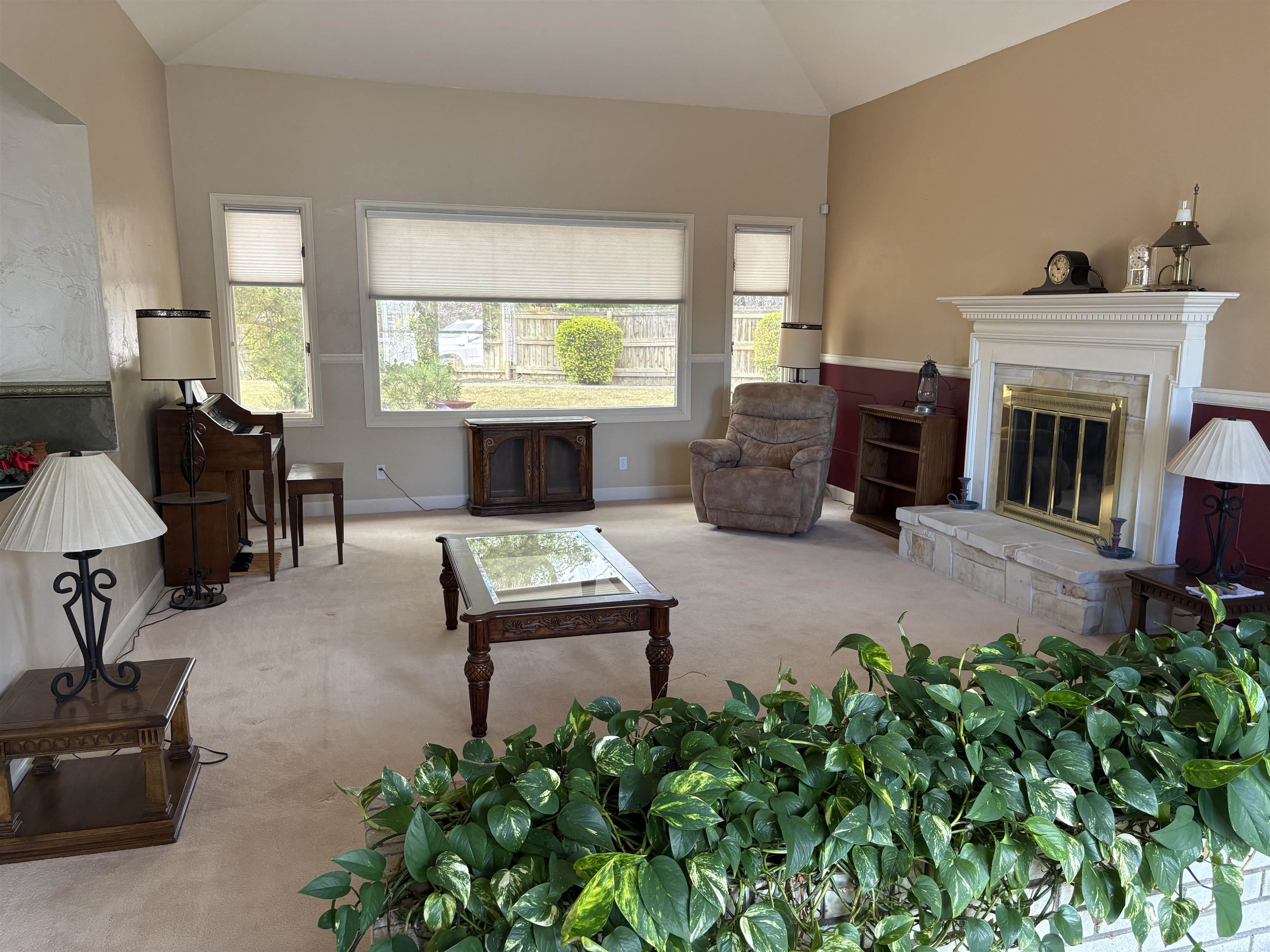 679 Stepaside Drive Property Photo 6
