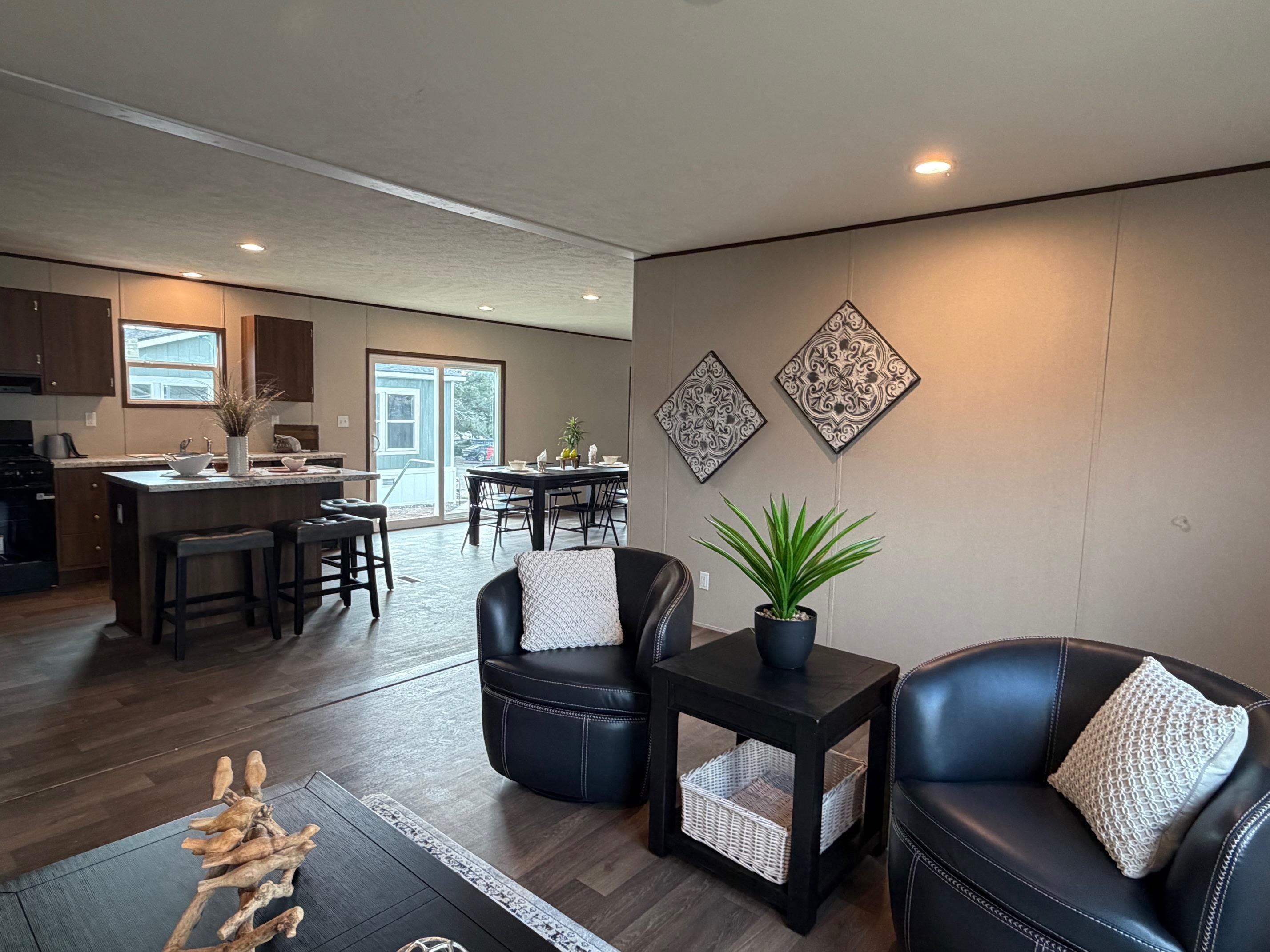 112 Silver Queen Circle Property Photo 4