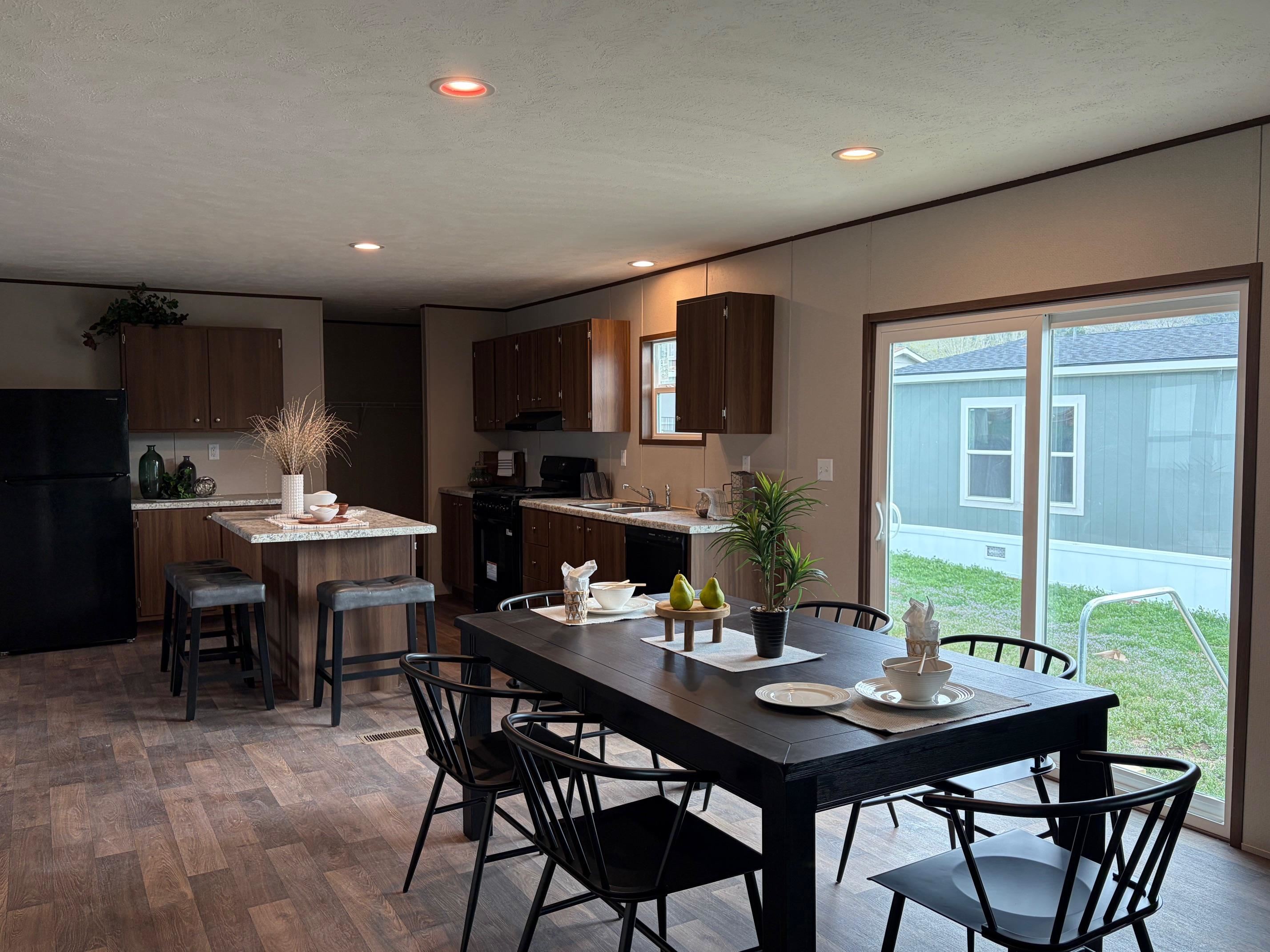 112 Silver Queen Circle Property Photo 6
