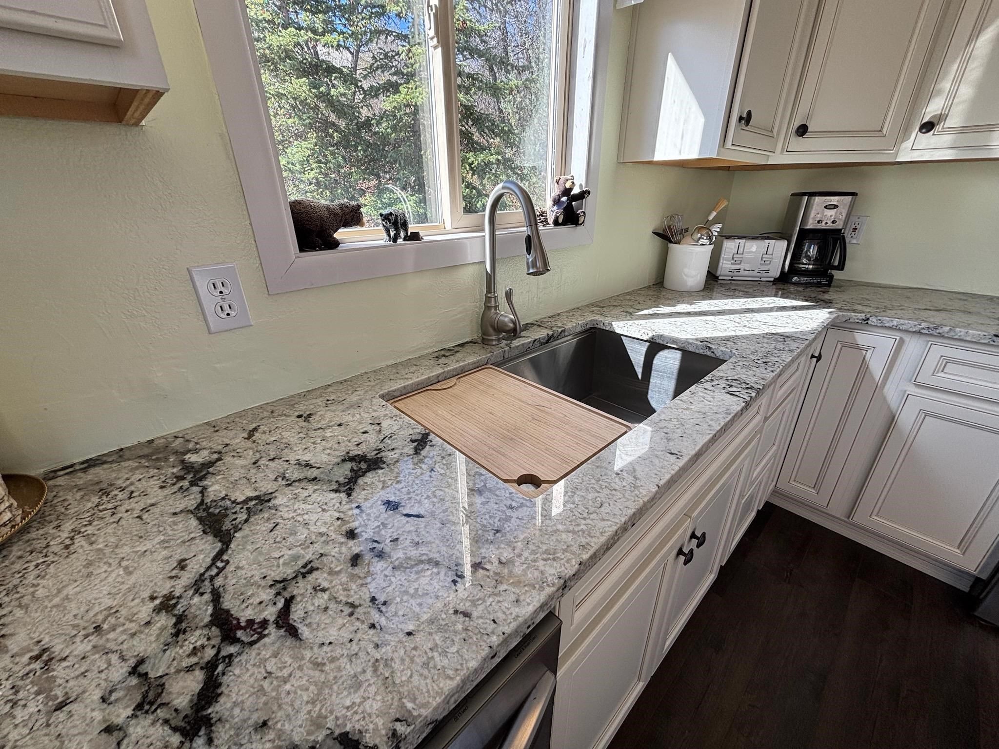 14496 Parkview Drive Property Photo 5