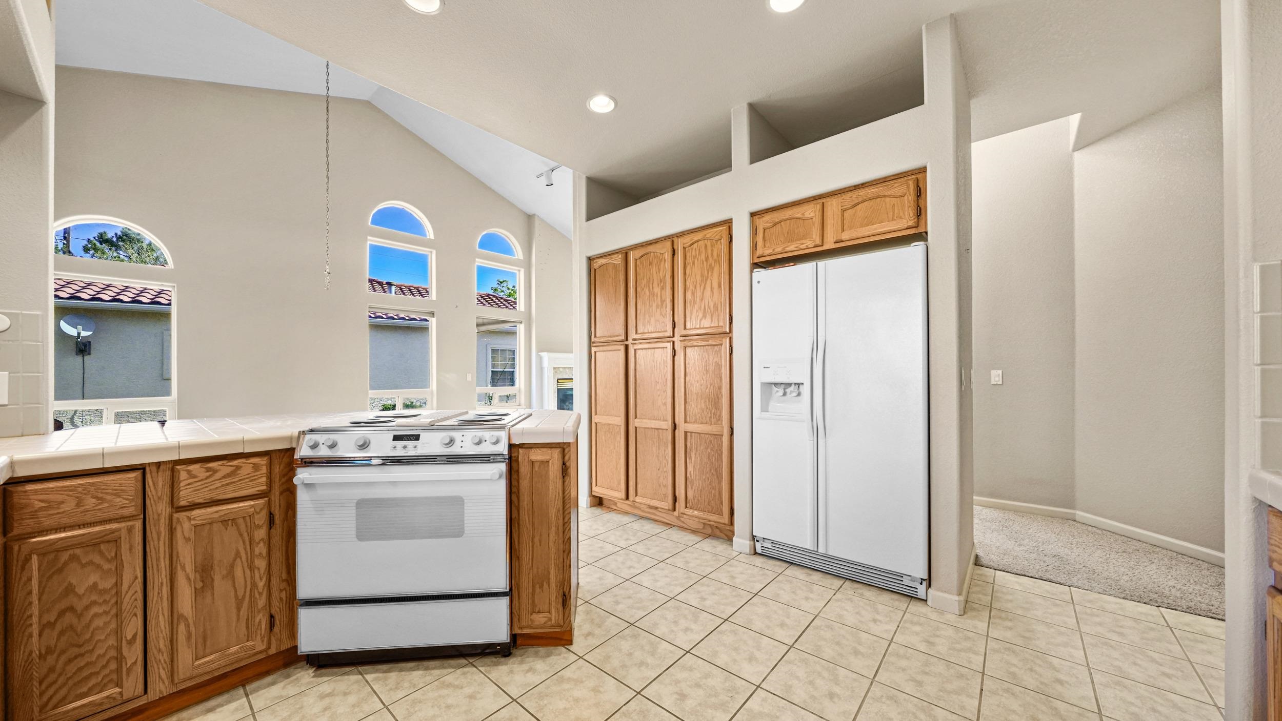 2633 El Corona Drive Property Photo 15