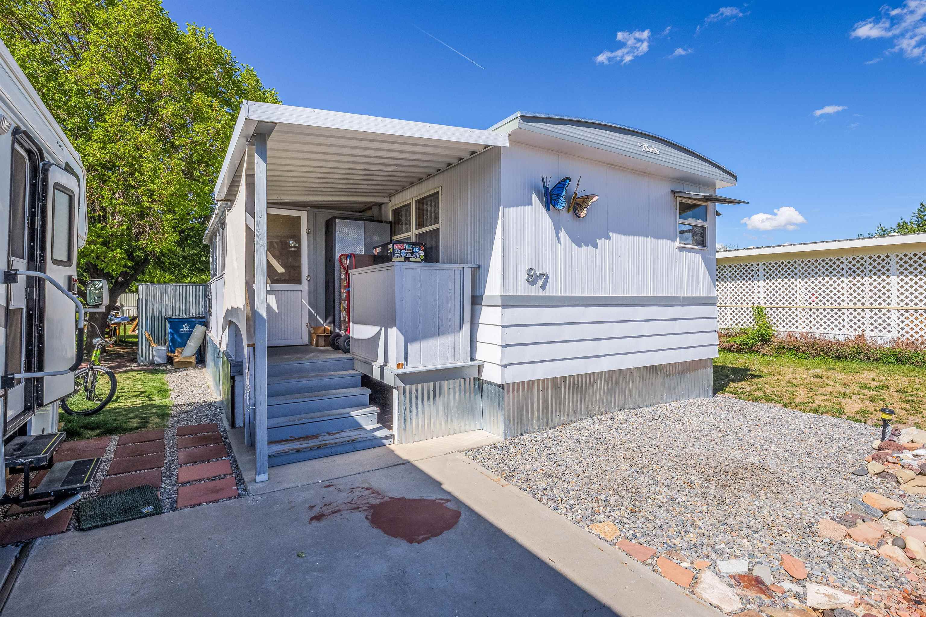 3251 E Road Property Photo 7