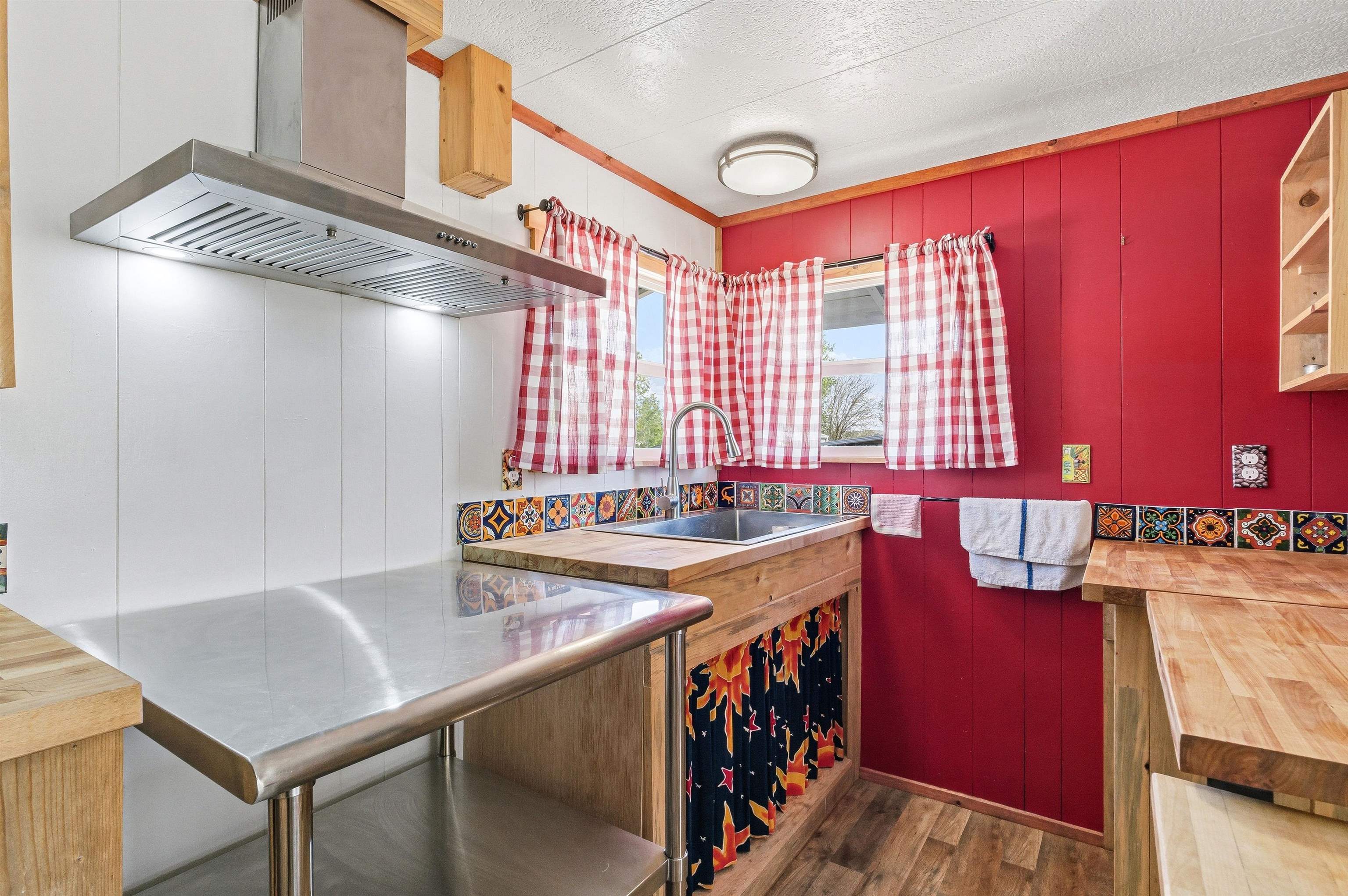 3251 E Road Property Photo 13