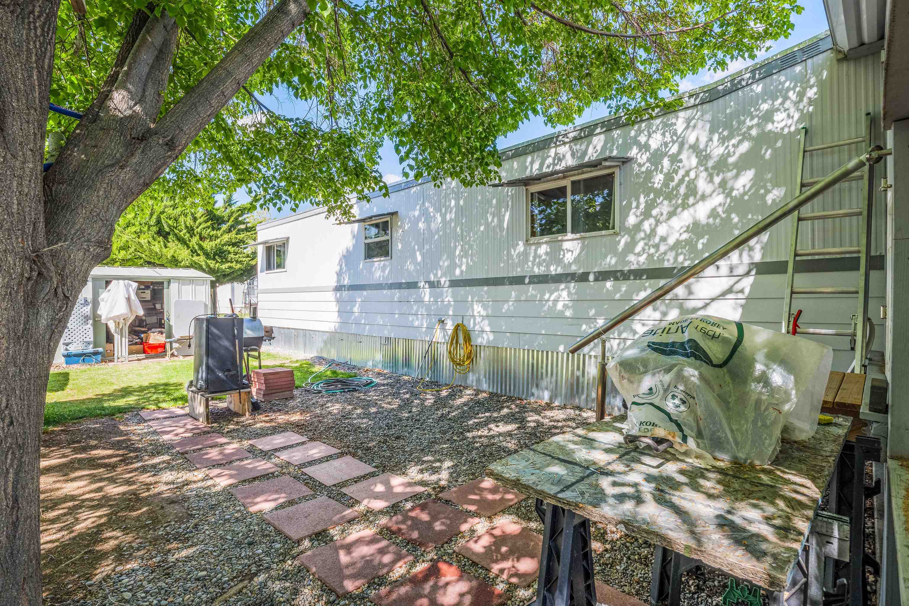 3251 E Road Property Photo 32