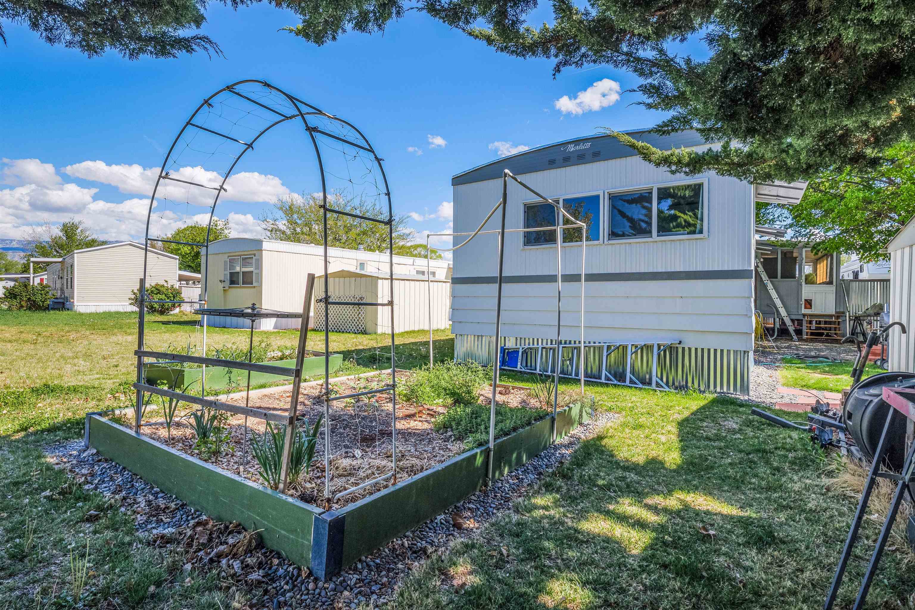 3251 E Road Property Photo 37