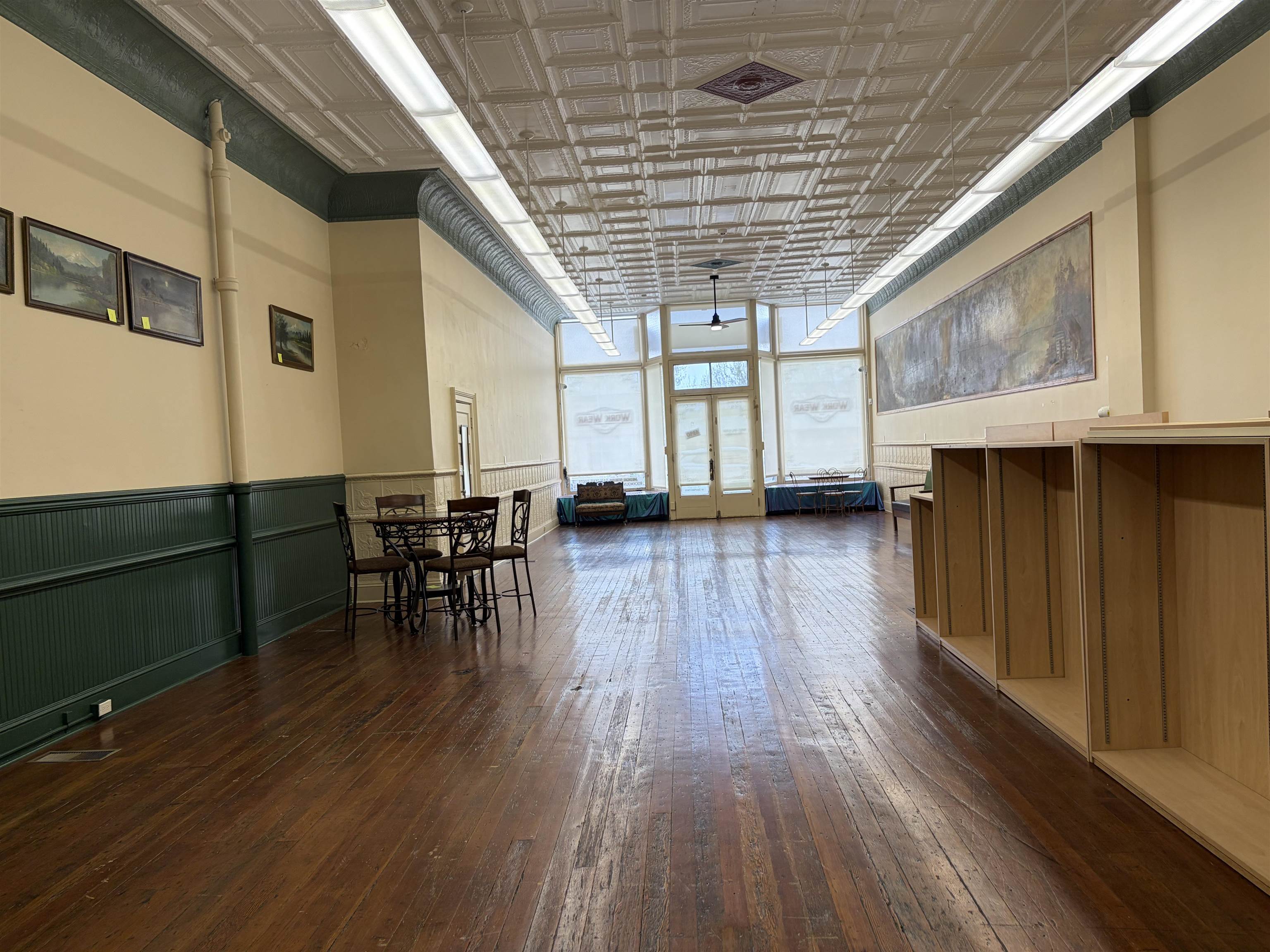 178 E Bridge Street Property Photo 5