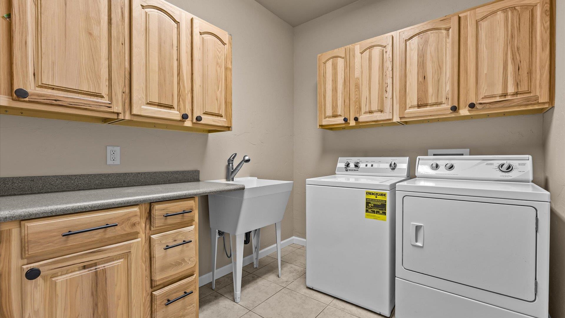 1712 Powis Lane Property Photo 32