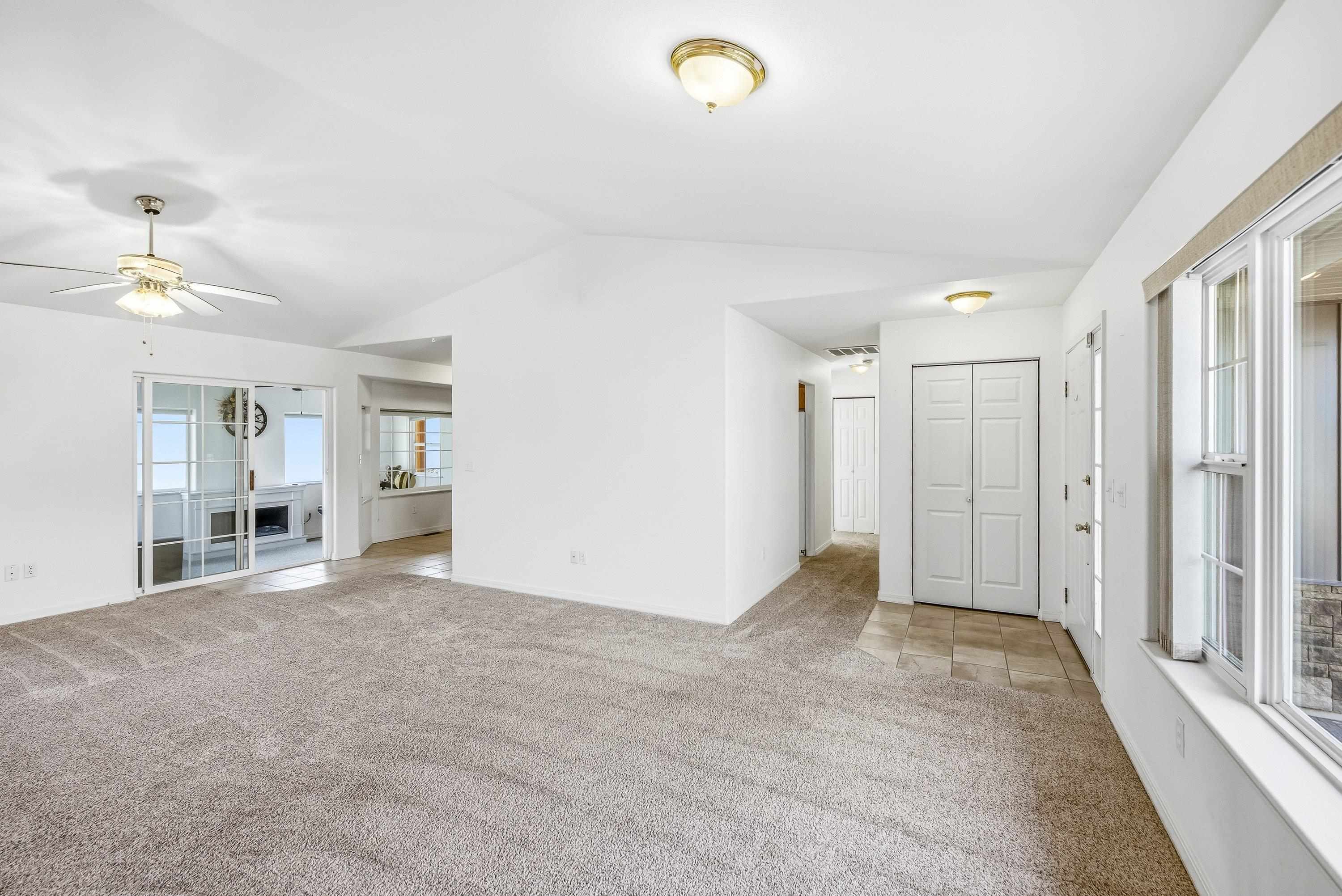 478 Se Birdie Circle Property Photo 4