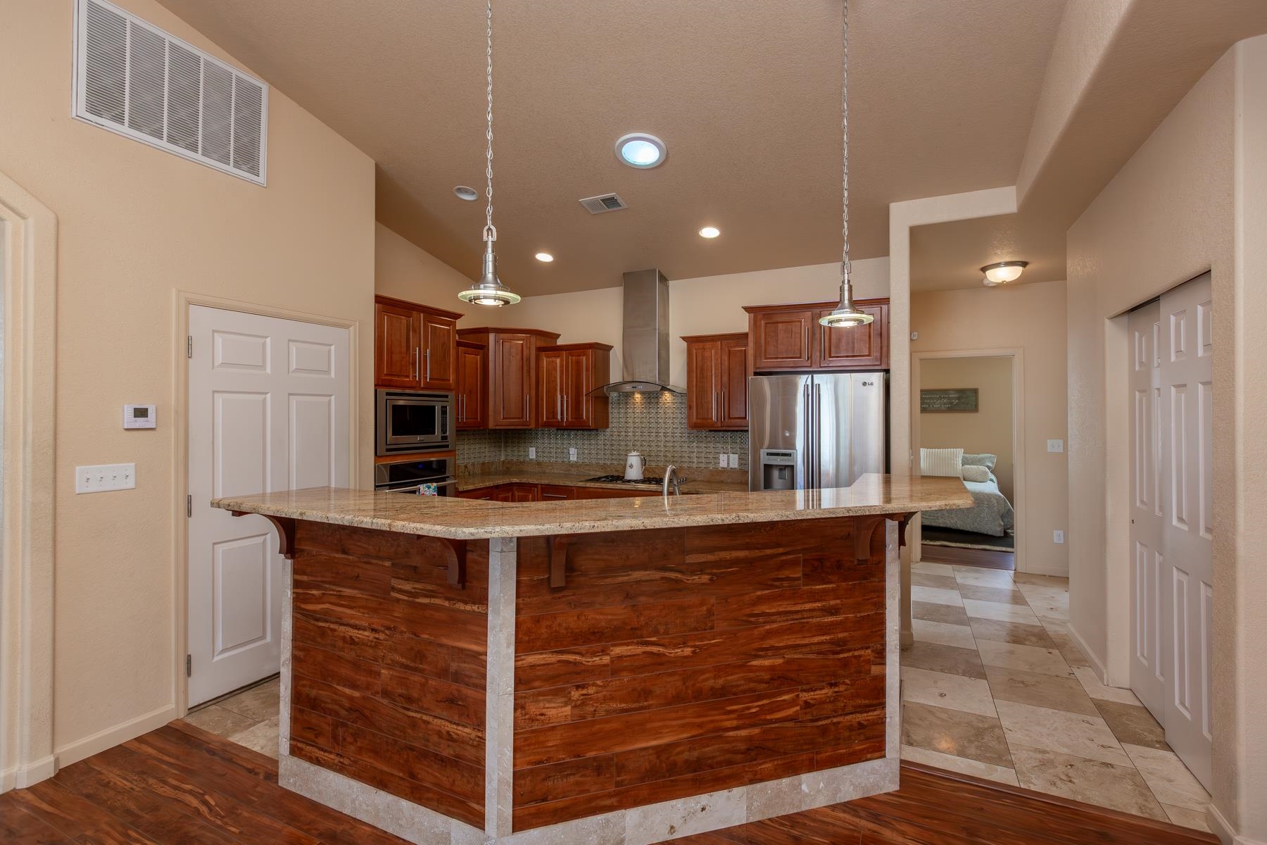 614 Silver Mountain Drive Property Photo 16