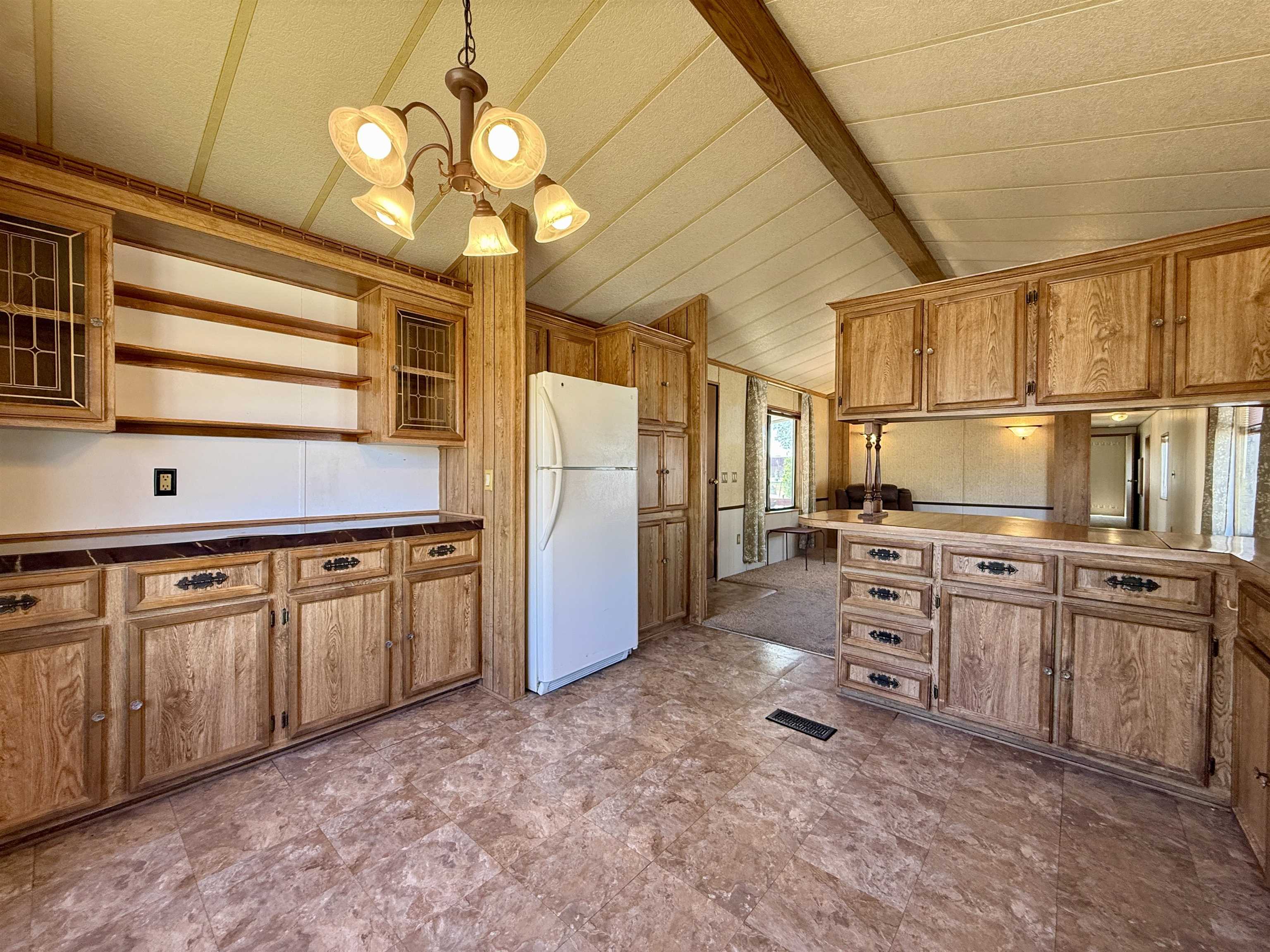 3251 E Road Property Photo 8