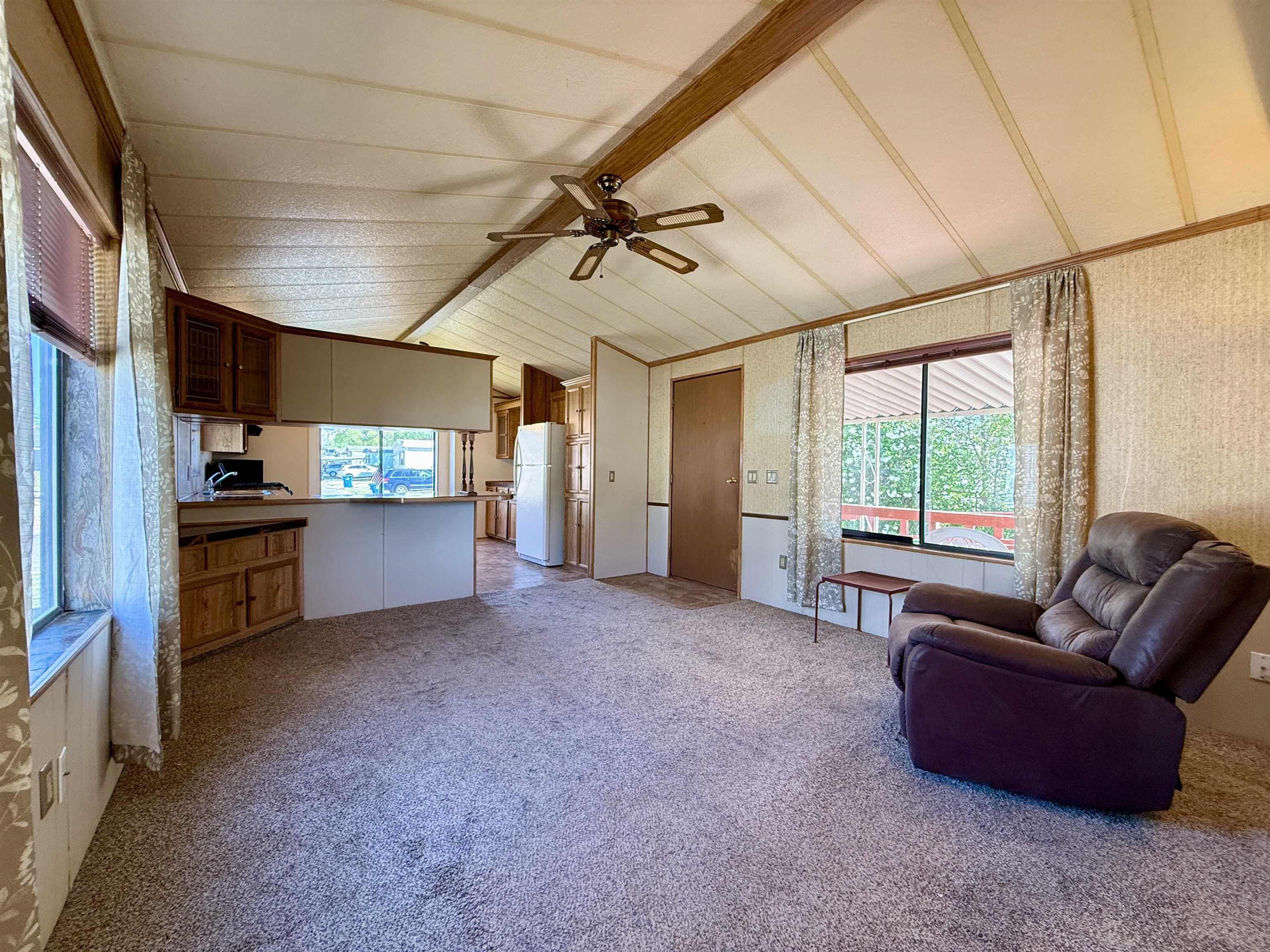 3251 E Road Property Photo 13