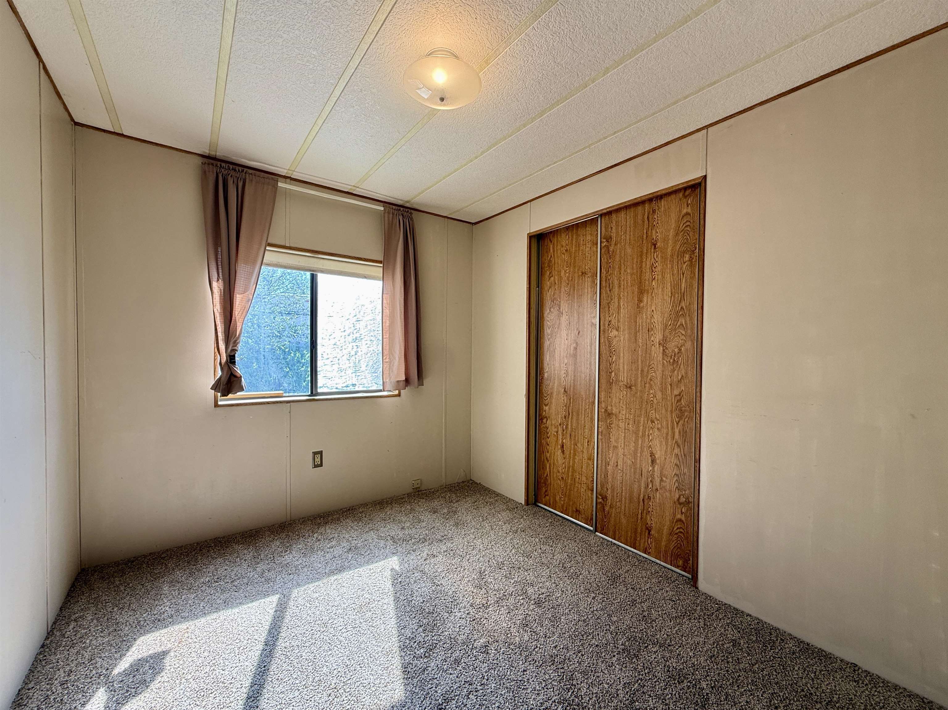 3251 E Road Property Photo 15