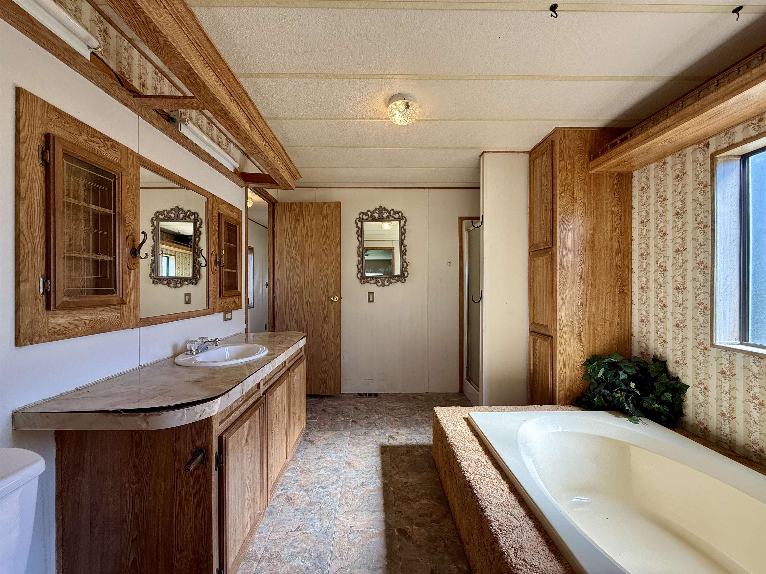 3251 E Road Property Photo 18