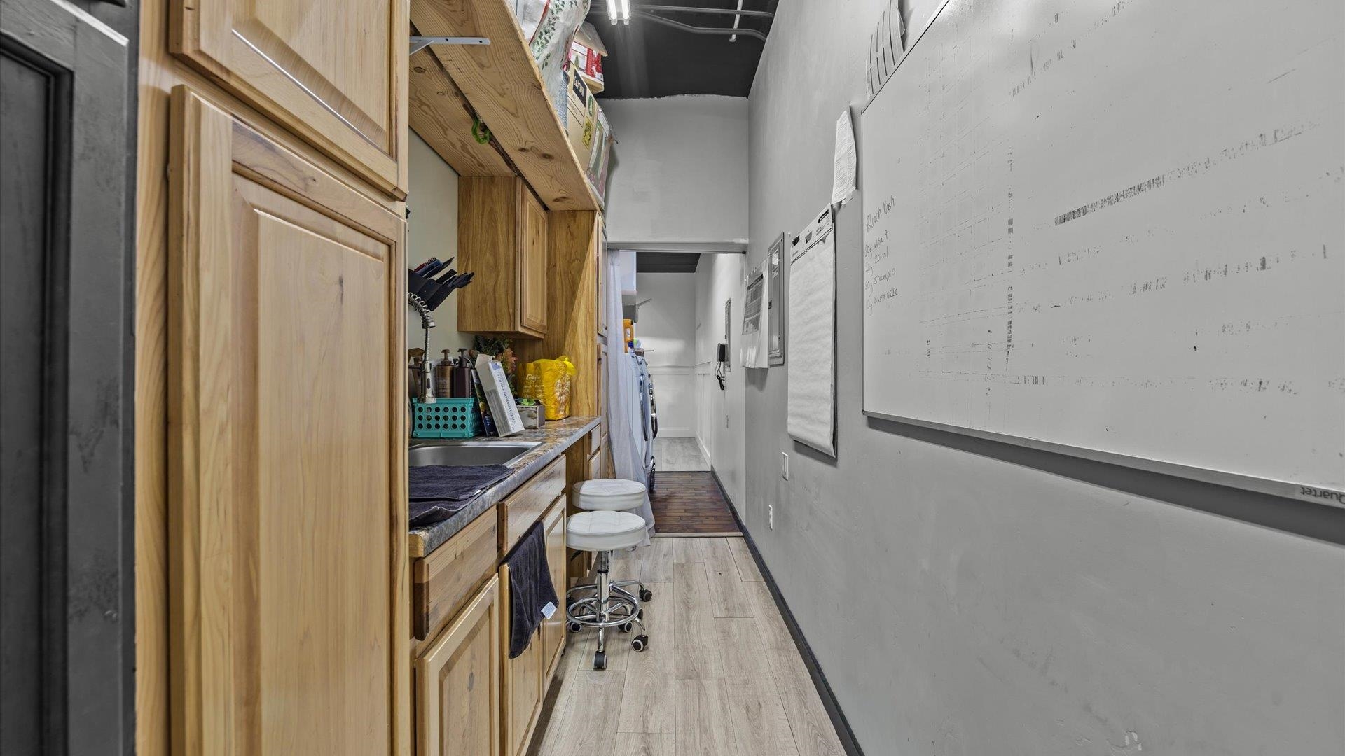 450 W West Avenue Property Photo 4